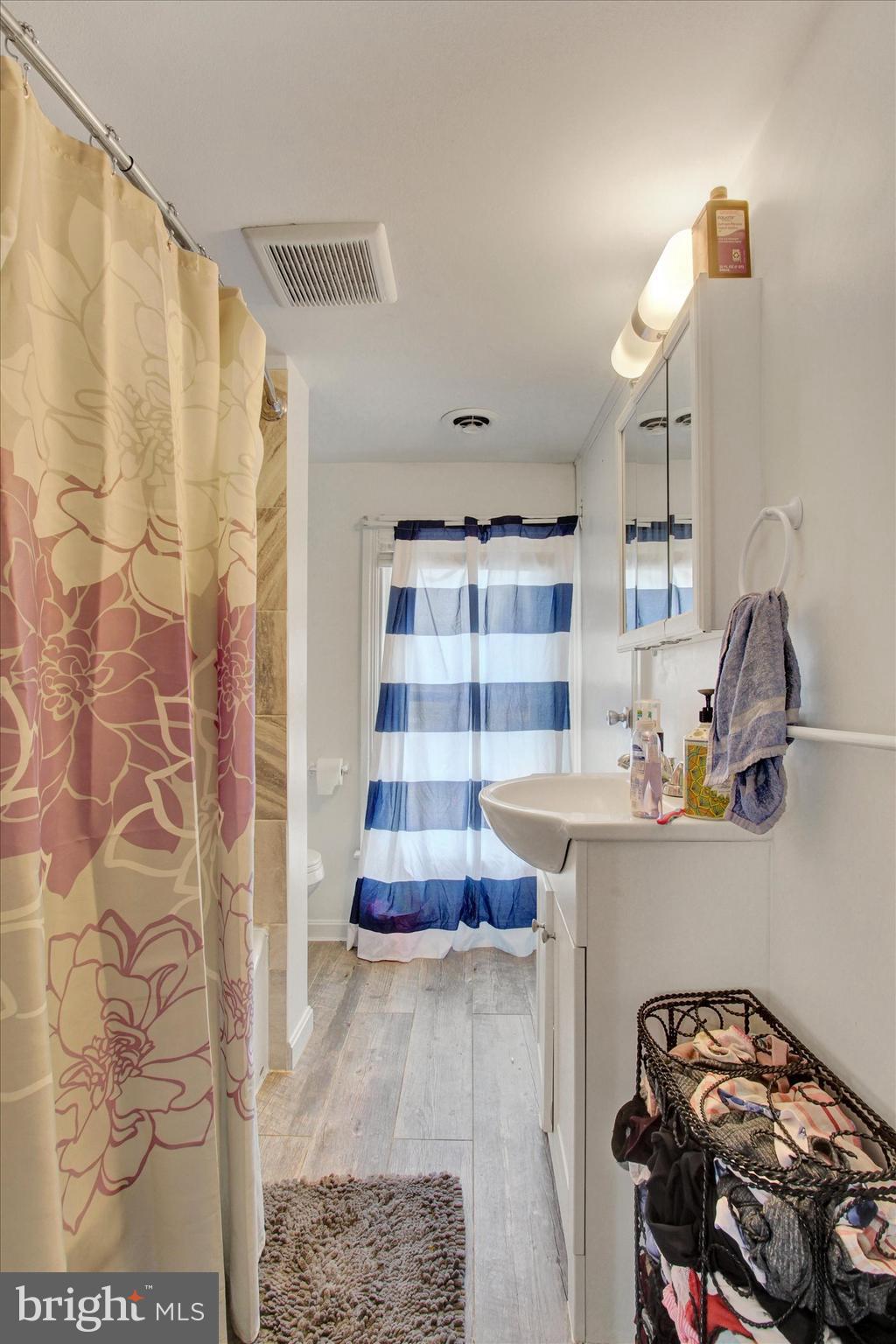 MCSHERRYSTOWN - Residential