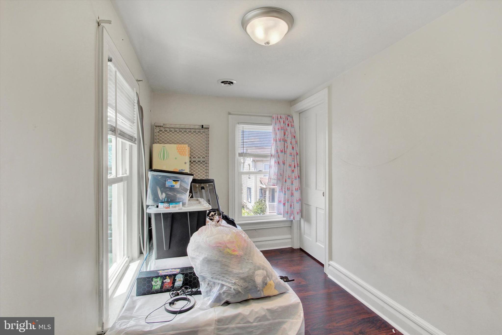 MCSHERRYSTOWN - Residential