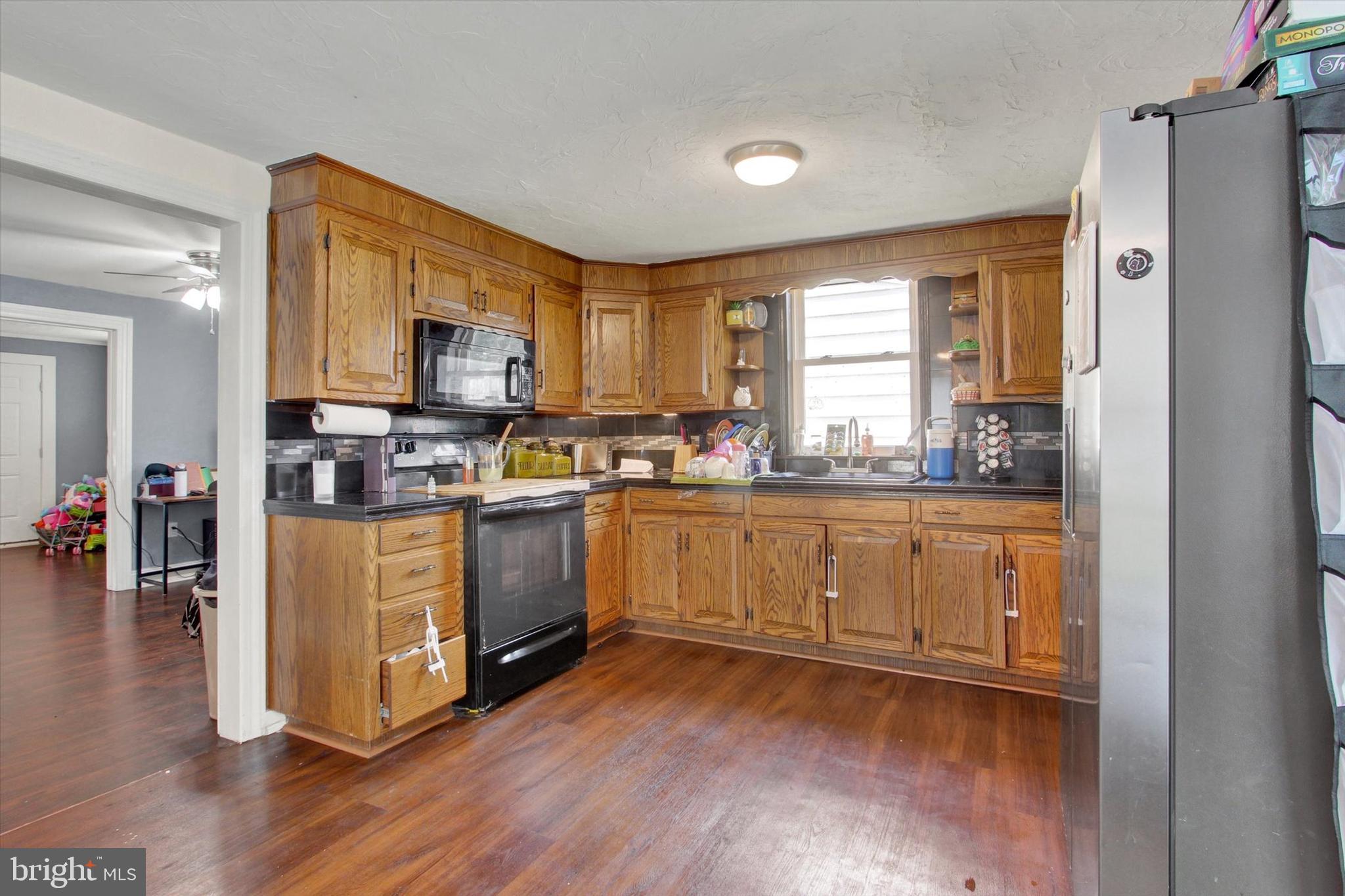 MCSHERRYSTOWN - Residential