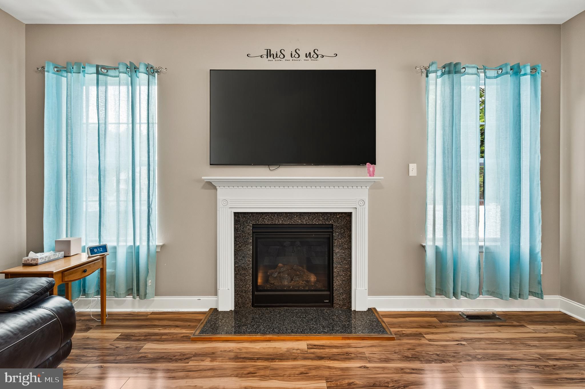 WOODS EDGE - Residential