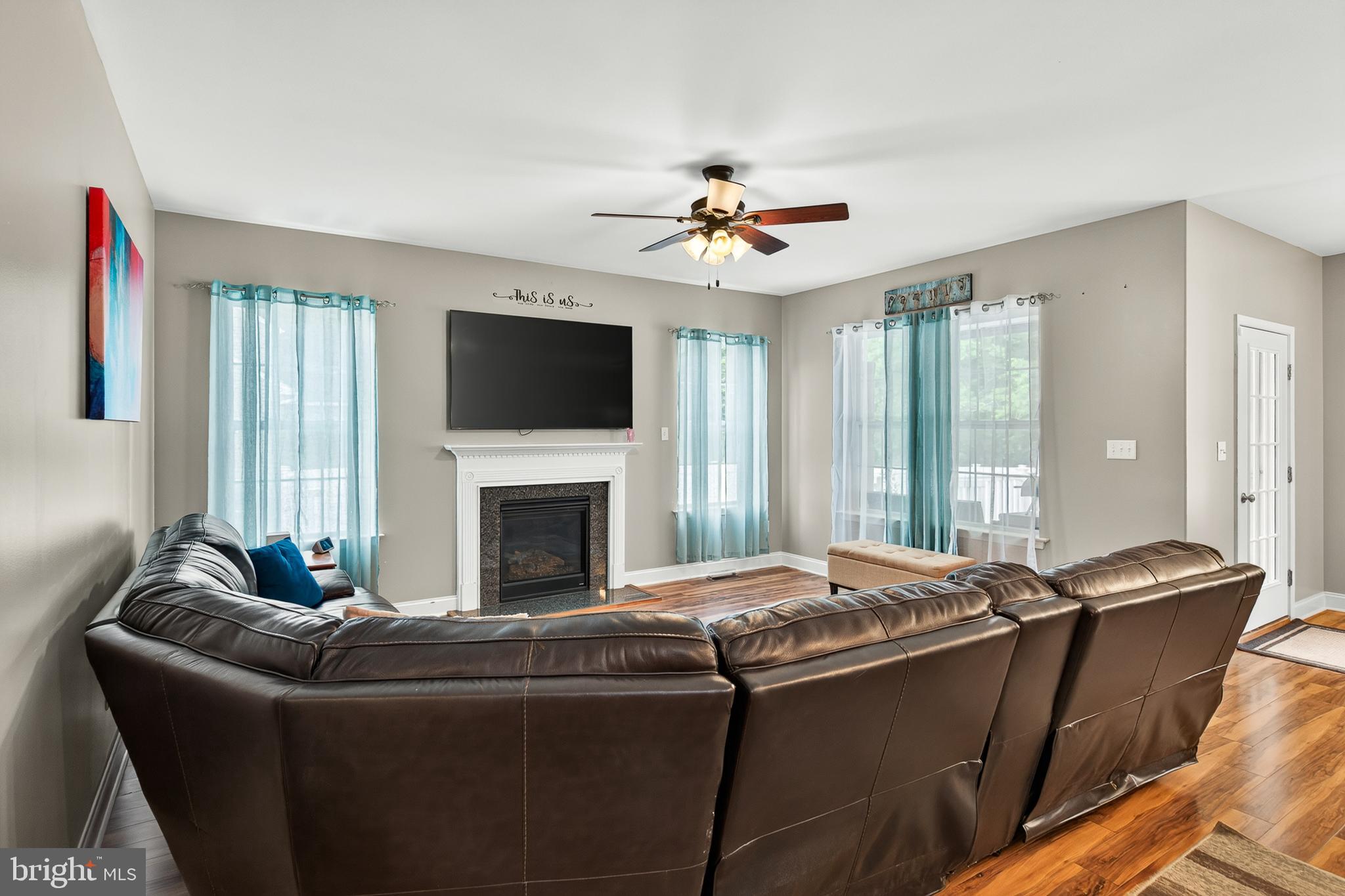 WOODS EDGE - Residential