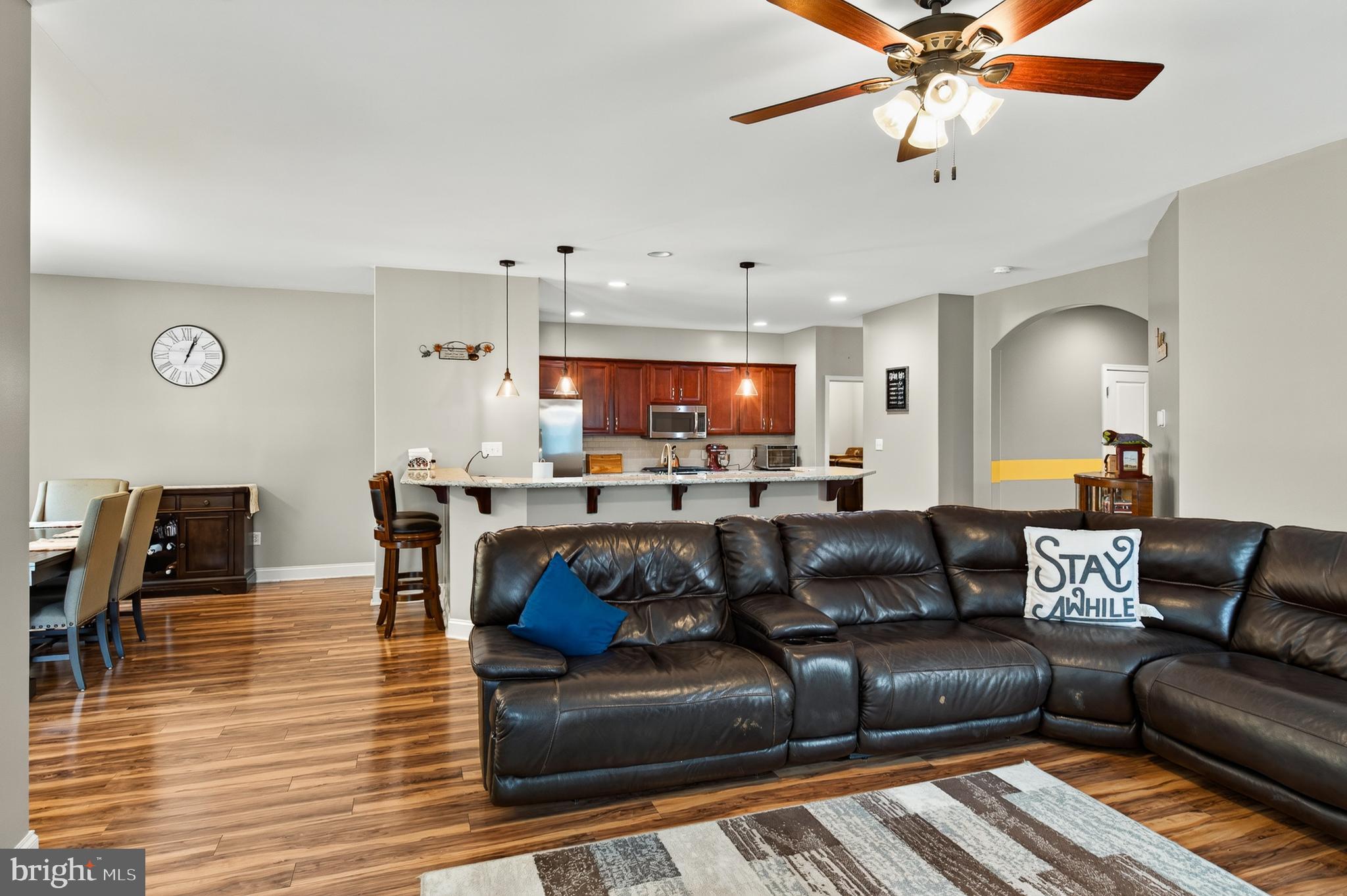WOODS EDGE - Residential