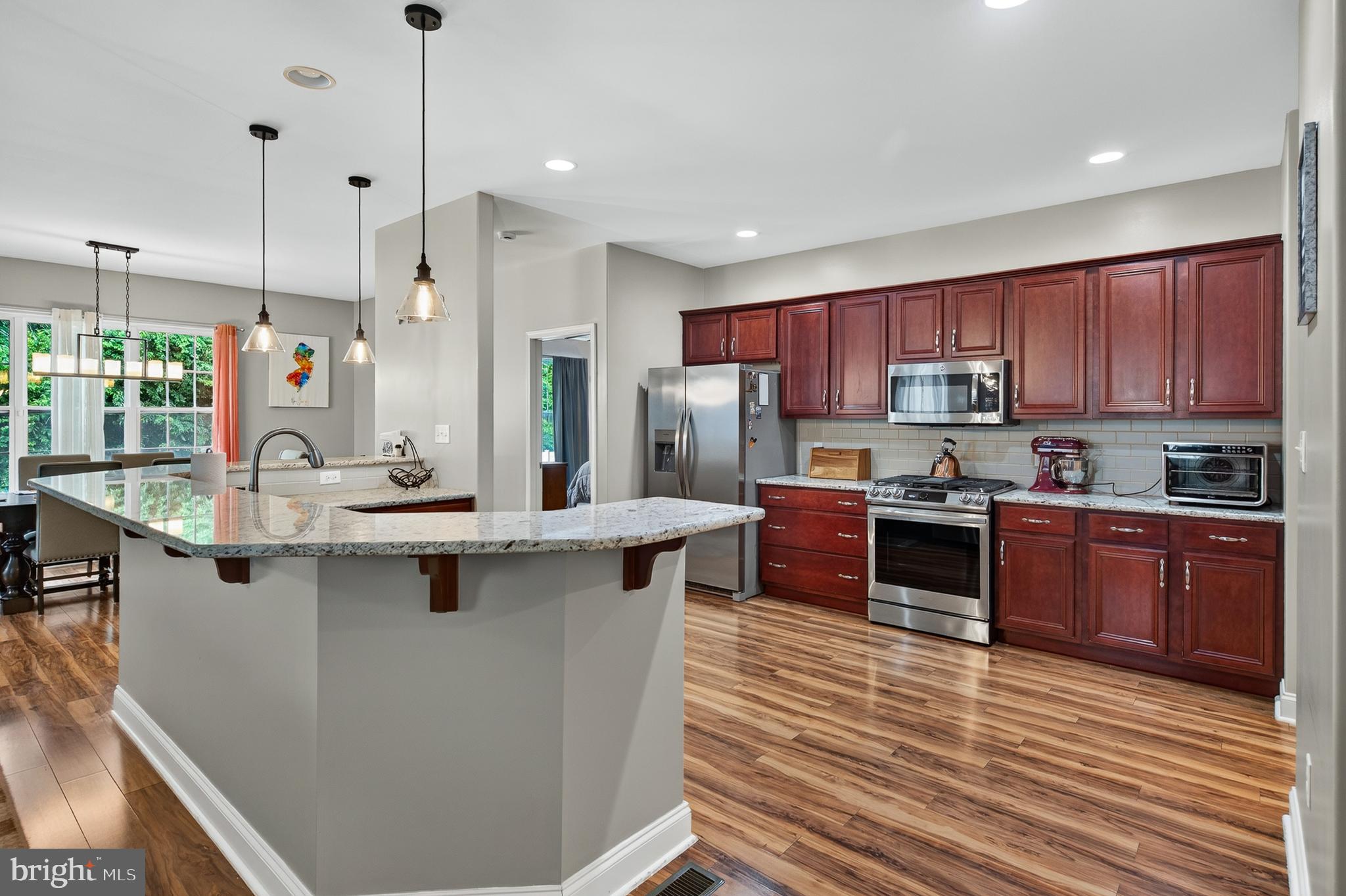 WOODS EDGE - Residential