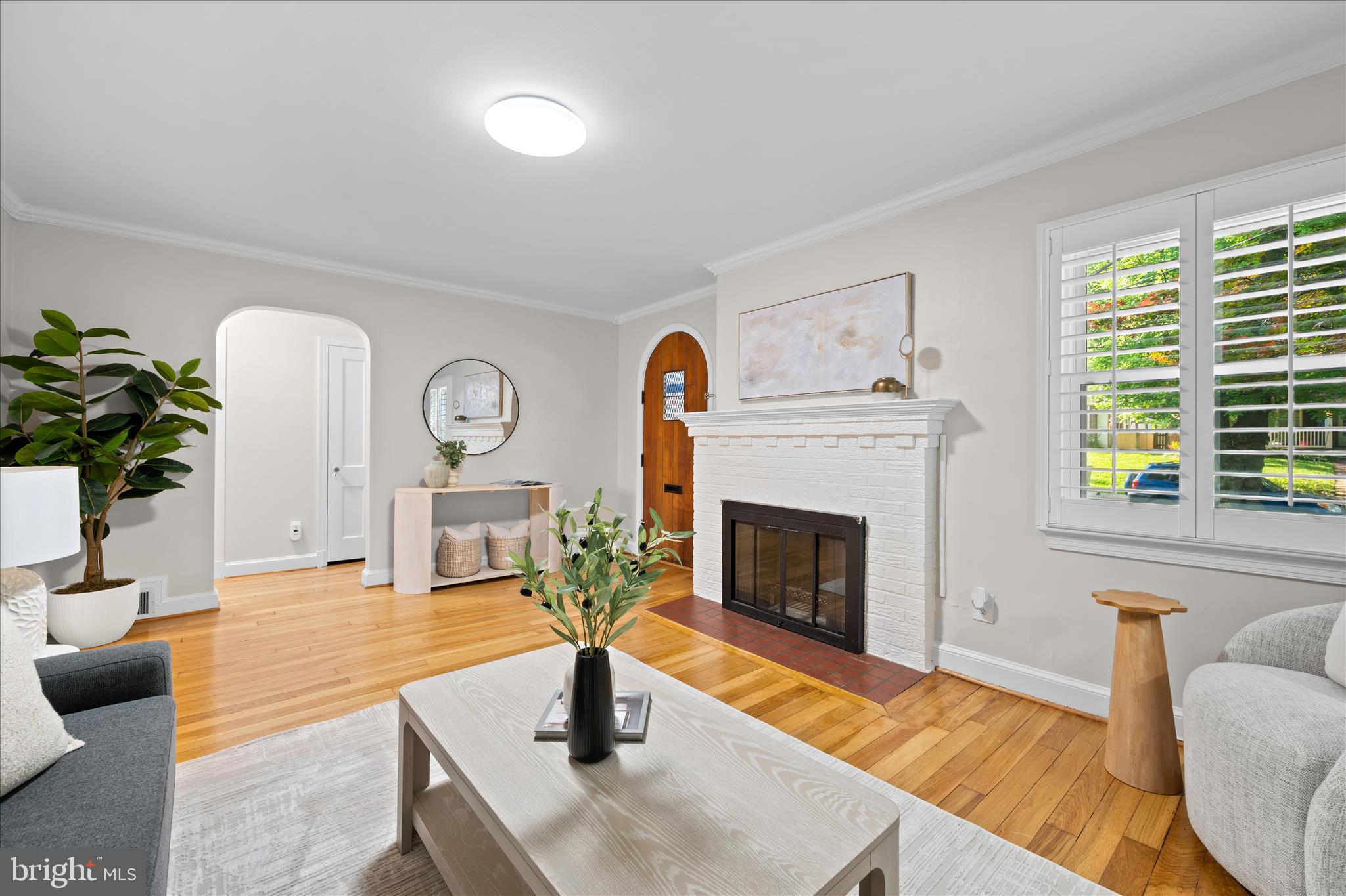 WOODSIDE KNOLLS - Residential