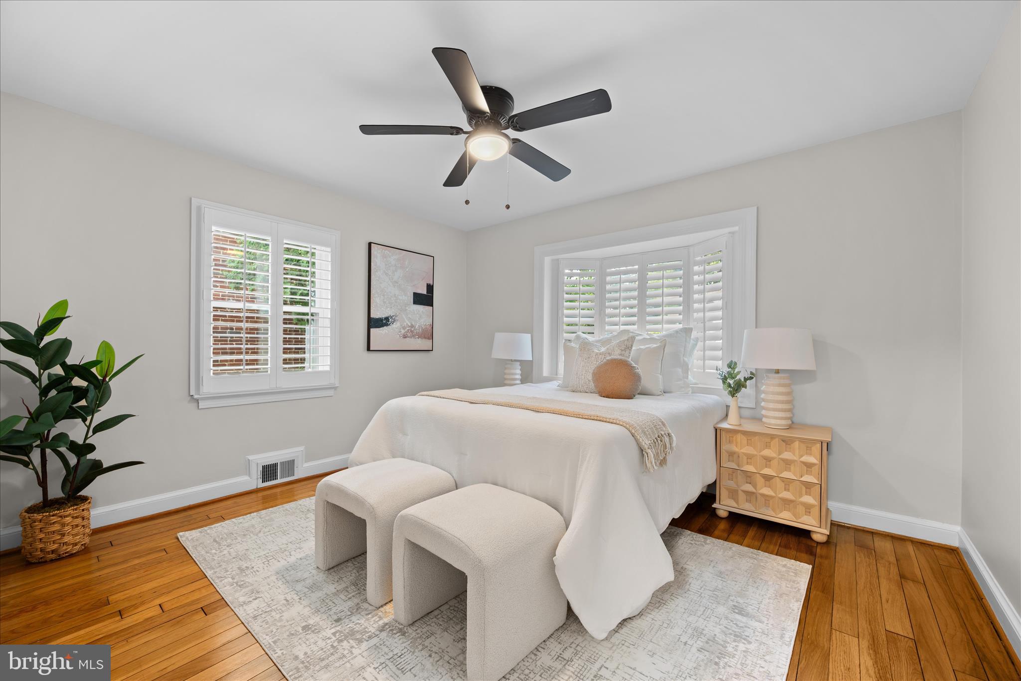 WOODSIDE KNOLLS - Residential