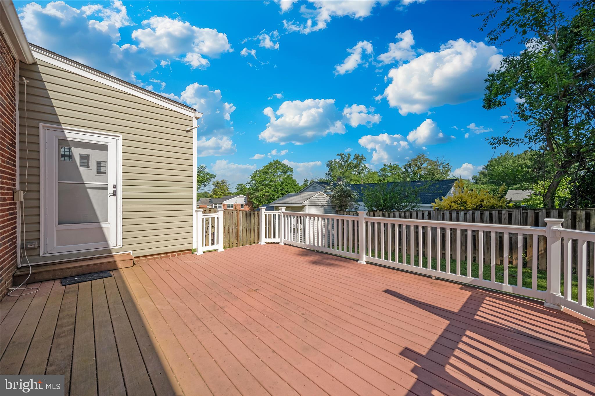 WOODSIDE KNOLLS - Residential