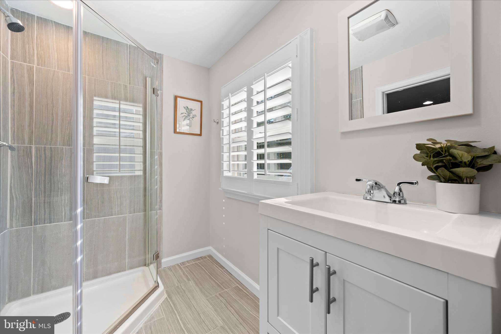 WOODSIDE KNOLLS - Residential