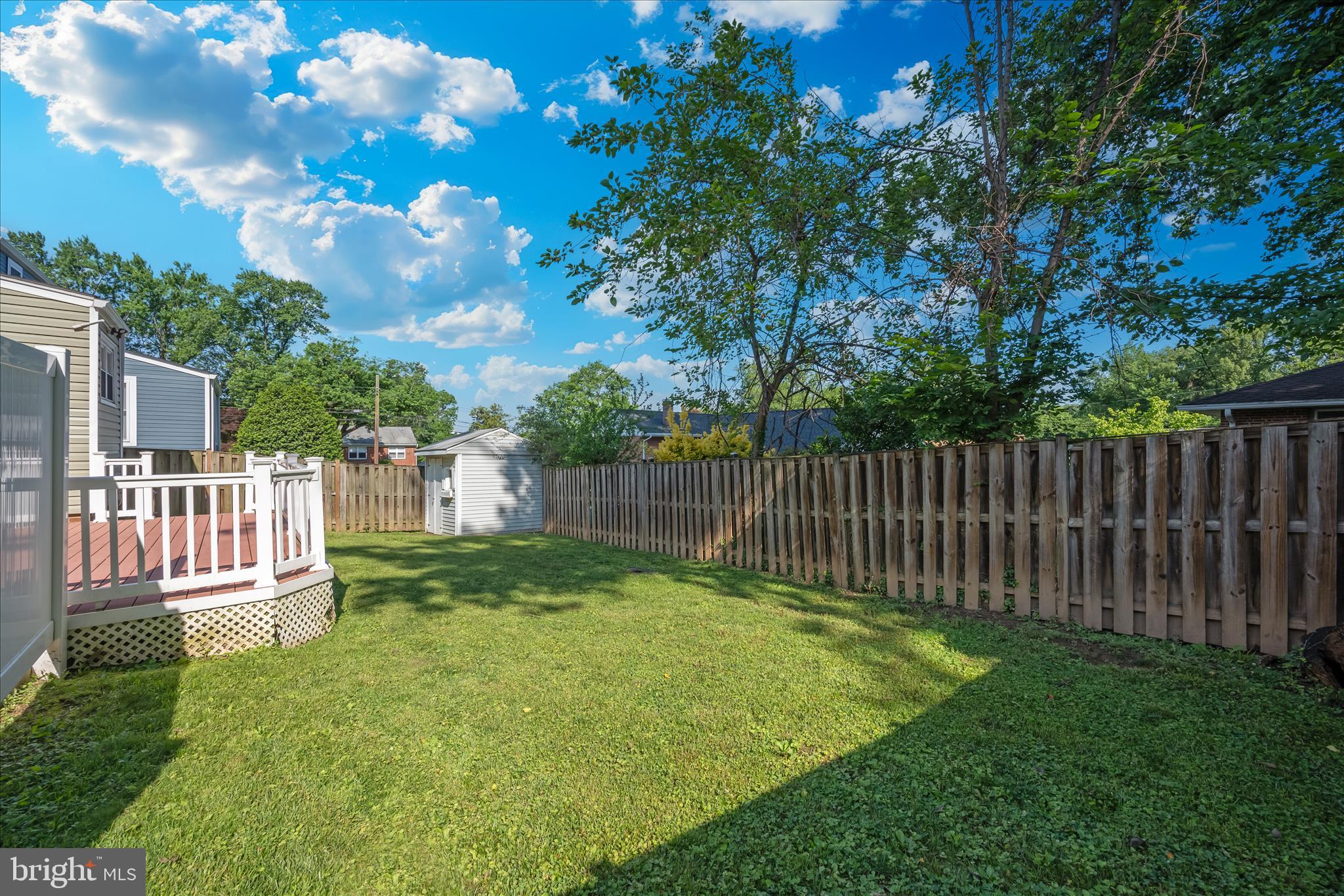 WOODSIDE KNOLLS - Residential