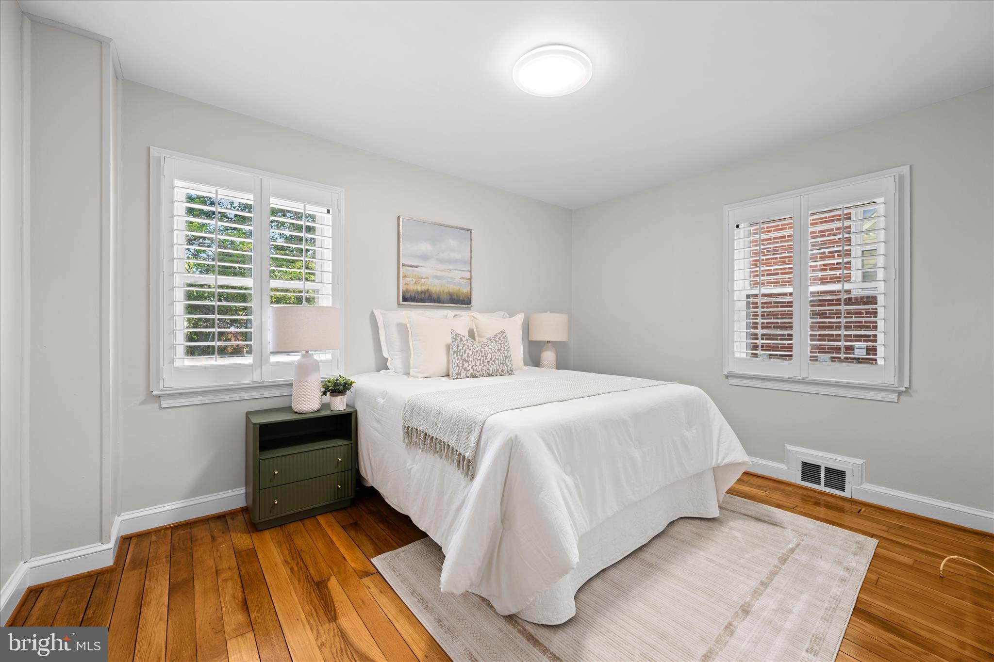 WOODSIDE KNOLLS - Residential