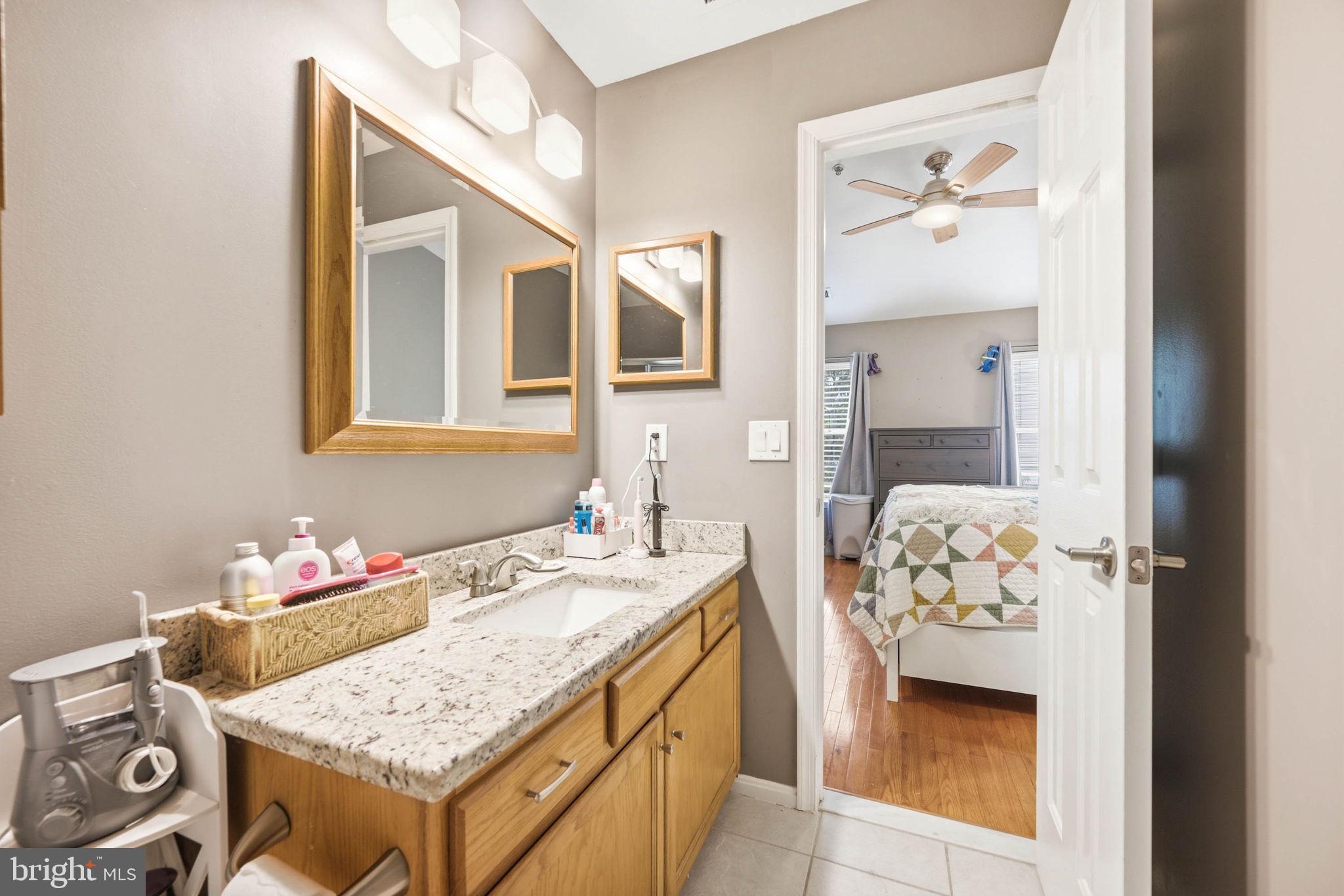 RIVER OAKS - Residential