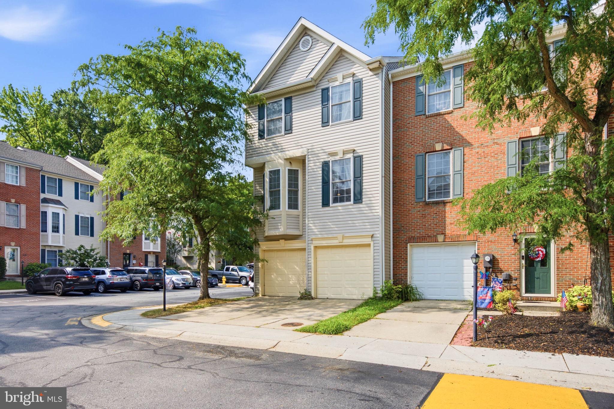 RIVER OAKS - Residential