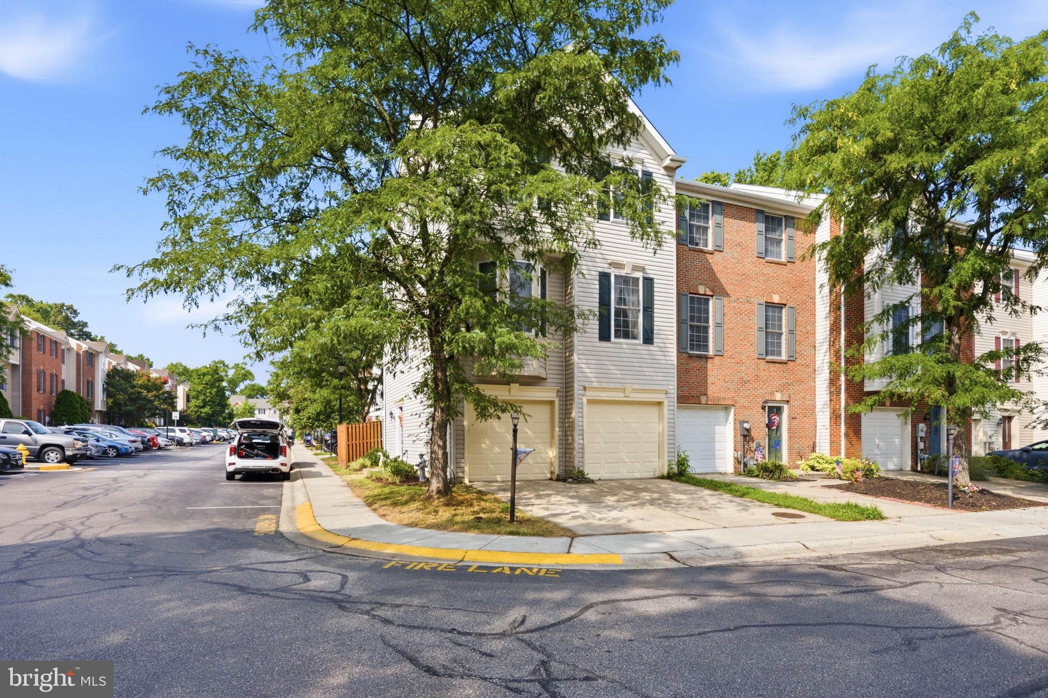 RIVER OAKS - Residential