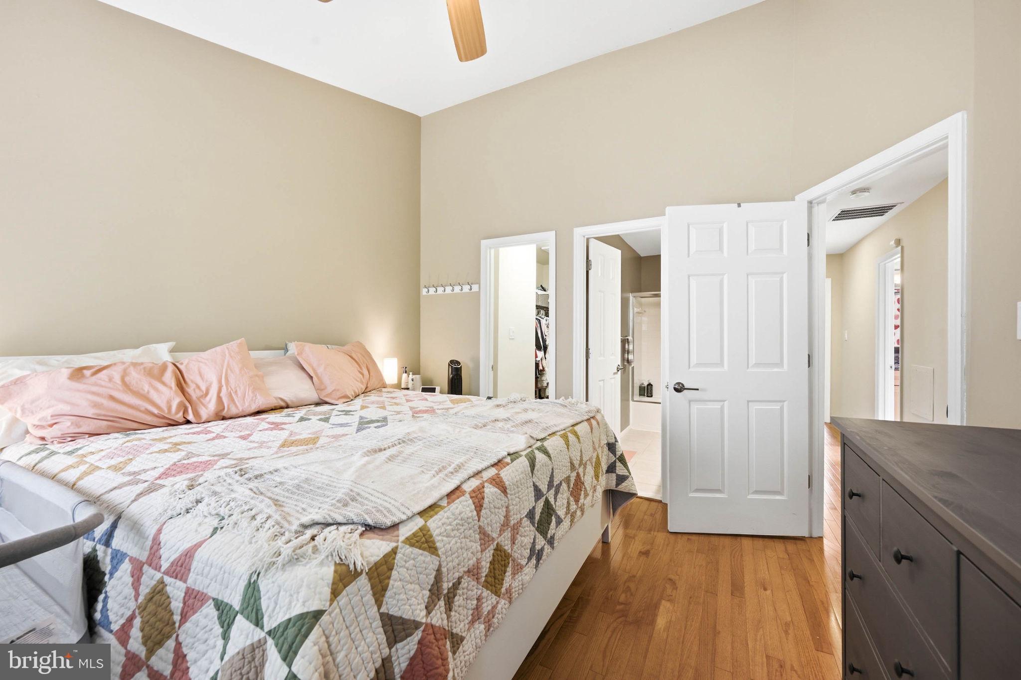 RIVER OAKS - Residential