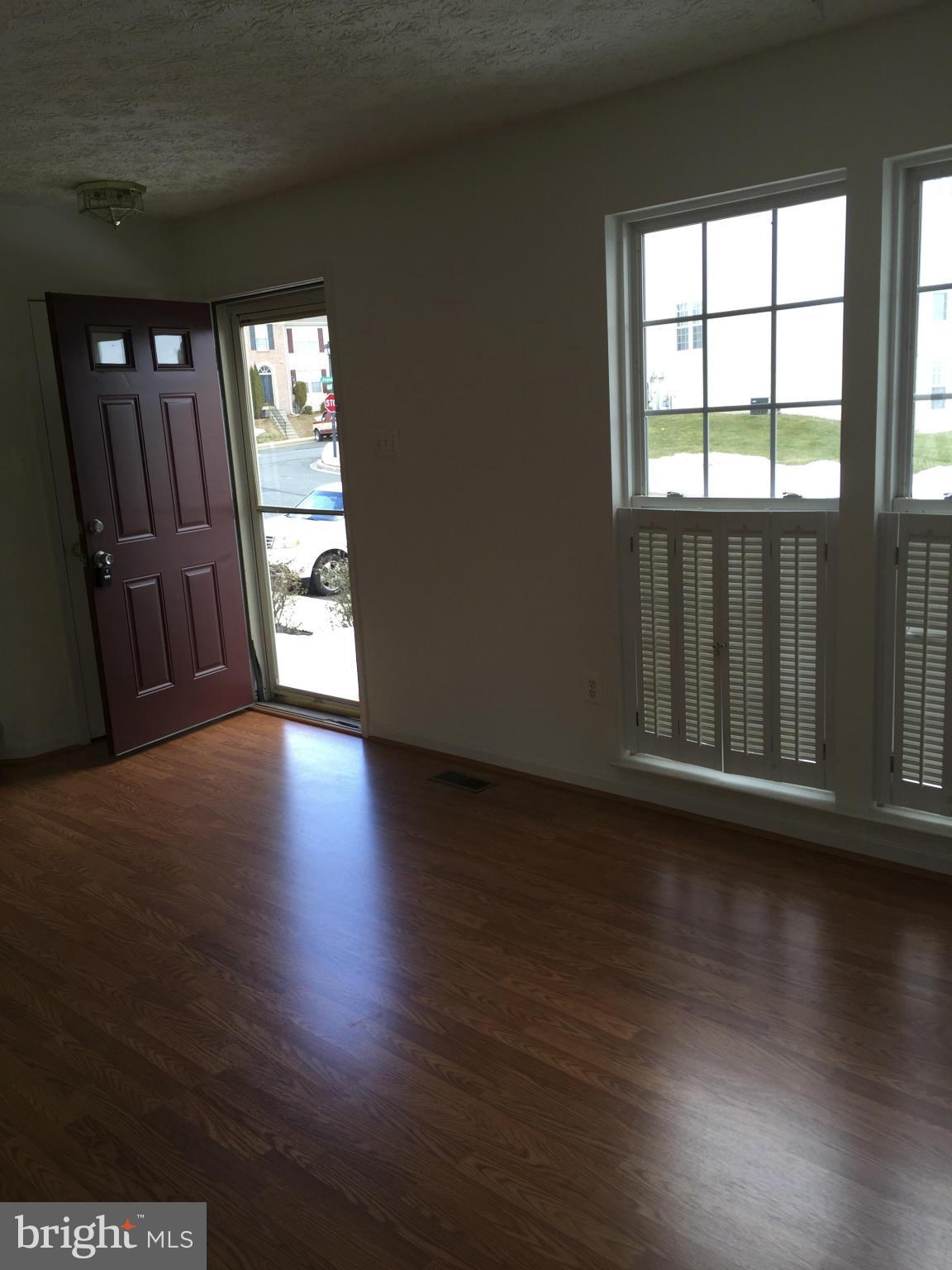 IRWINS CHOICE - Residential Lease