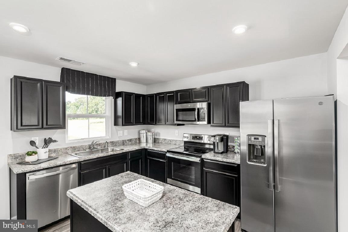 SOUTH BROOK - Residential