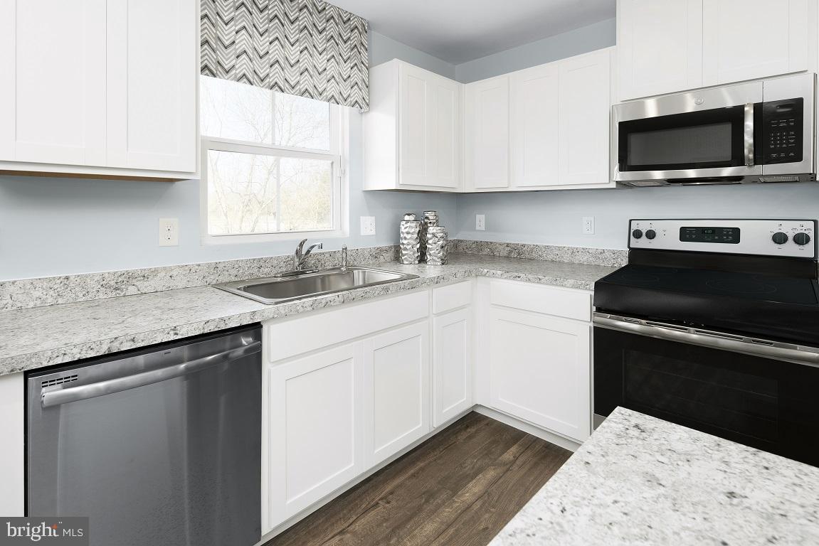 SOUTH BROOK - Residential