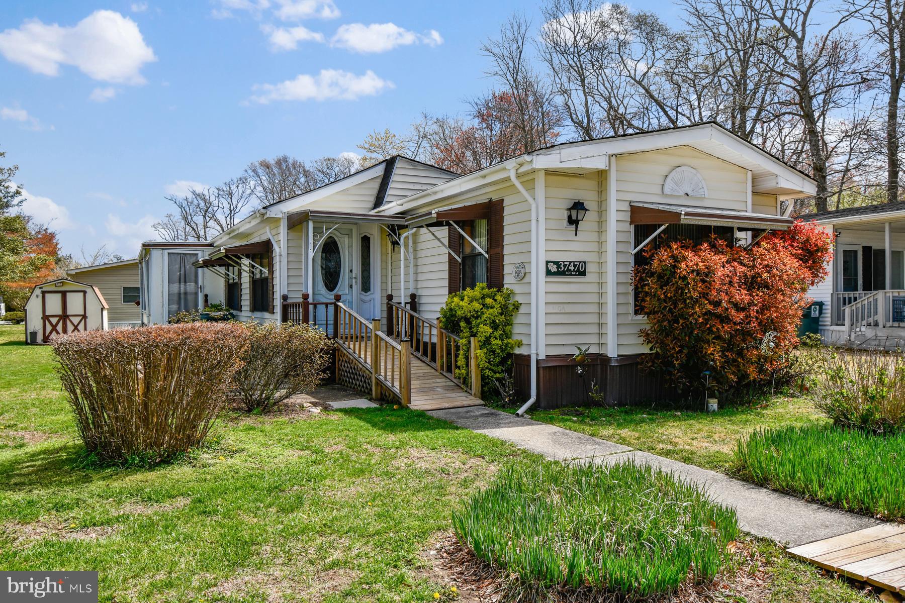 SHADY PARK - Residential