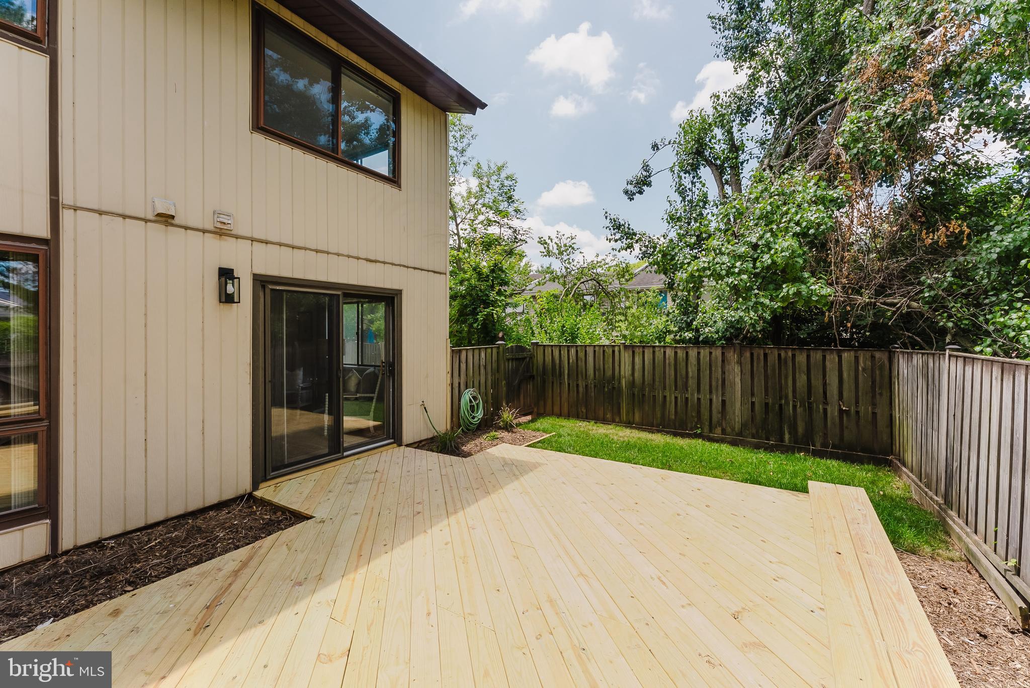 SUGARLAND RUN - Residential