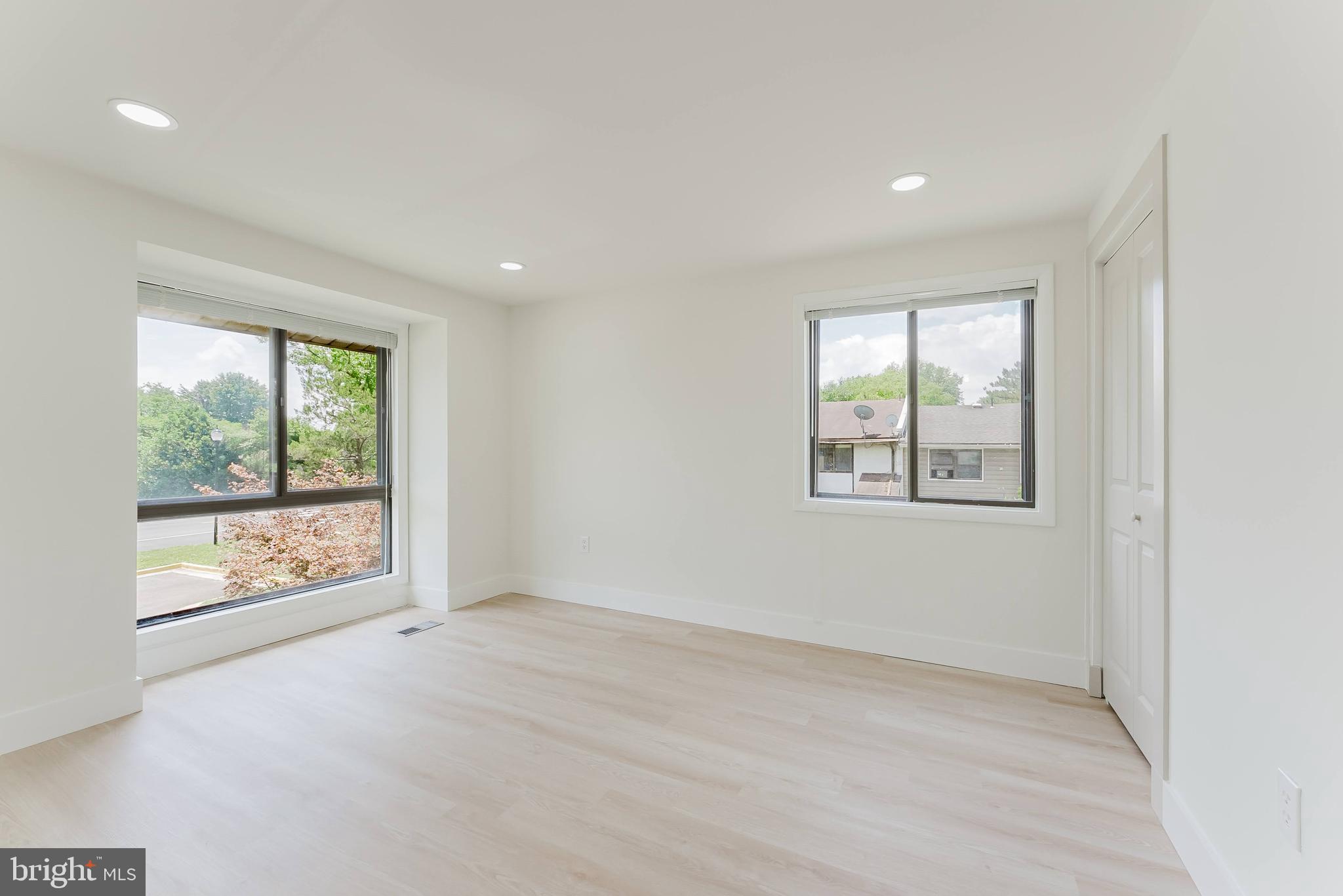 SUGARLAND RUN - Residential