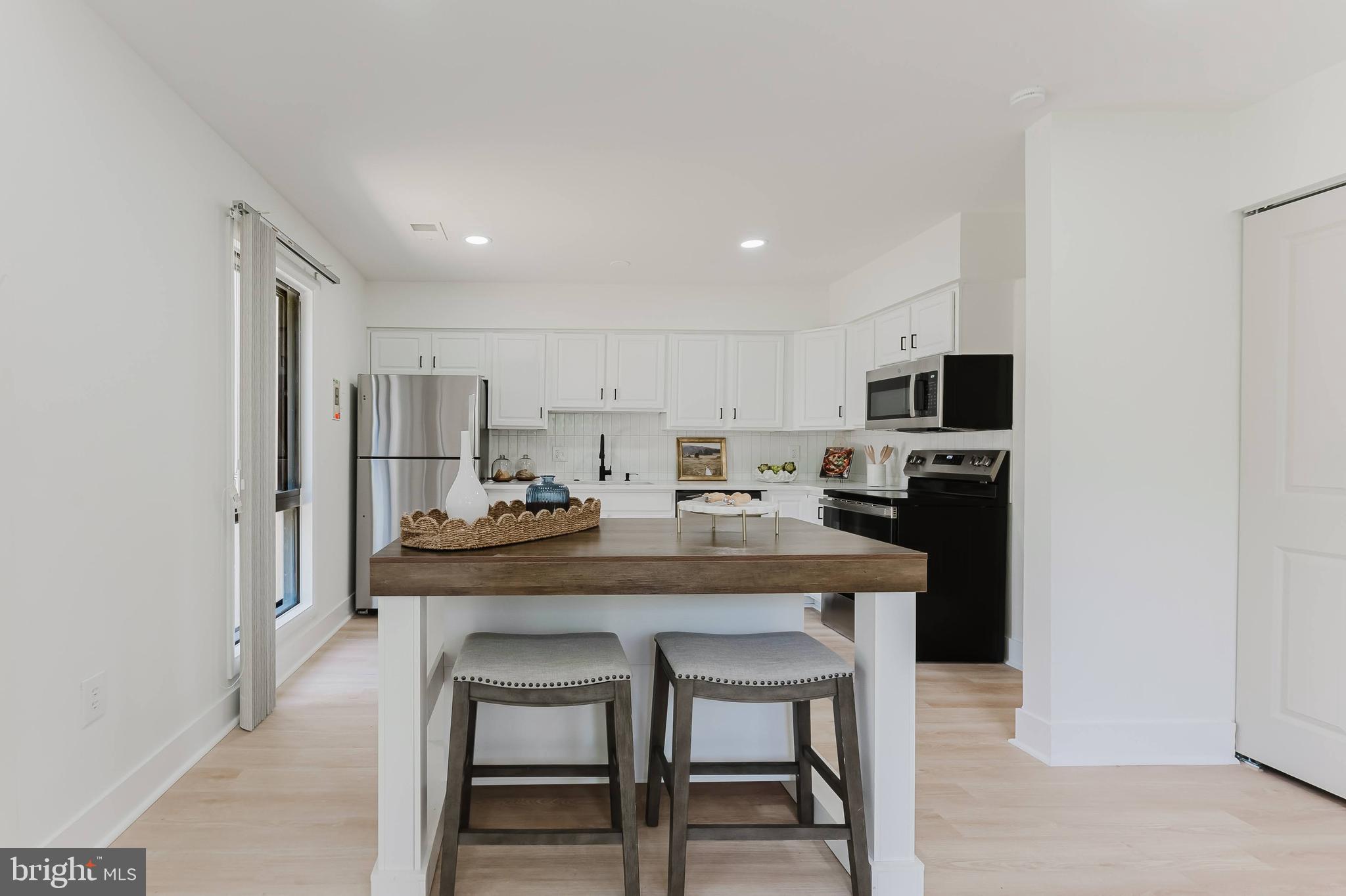 SUGARLAND RUN - Residential