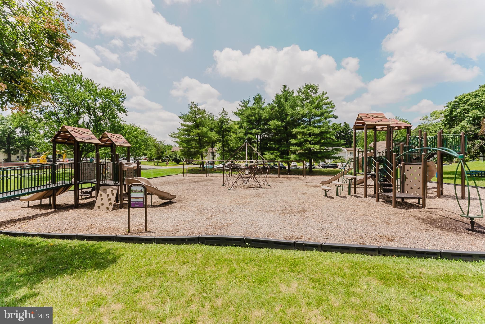 SUGARLAND RUN - Residential