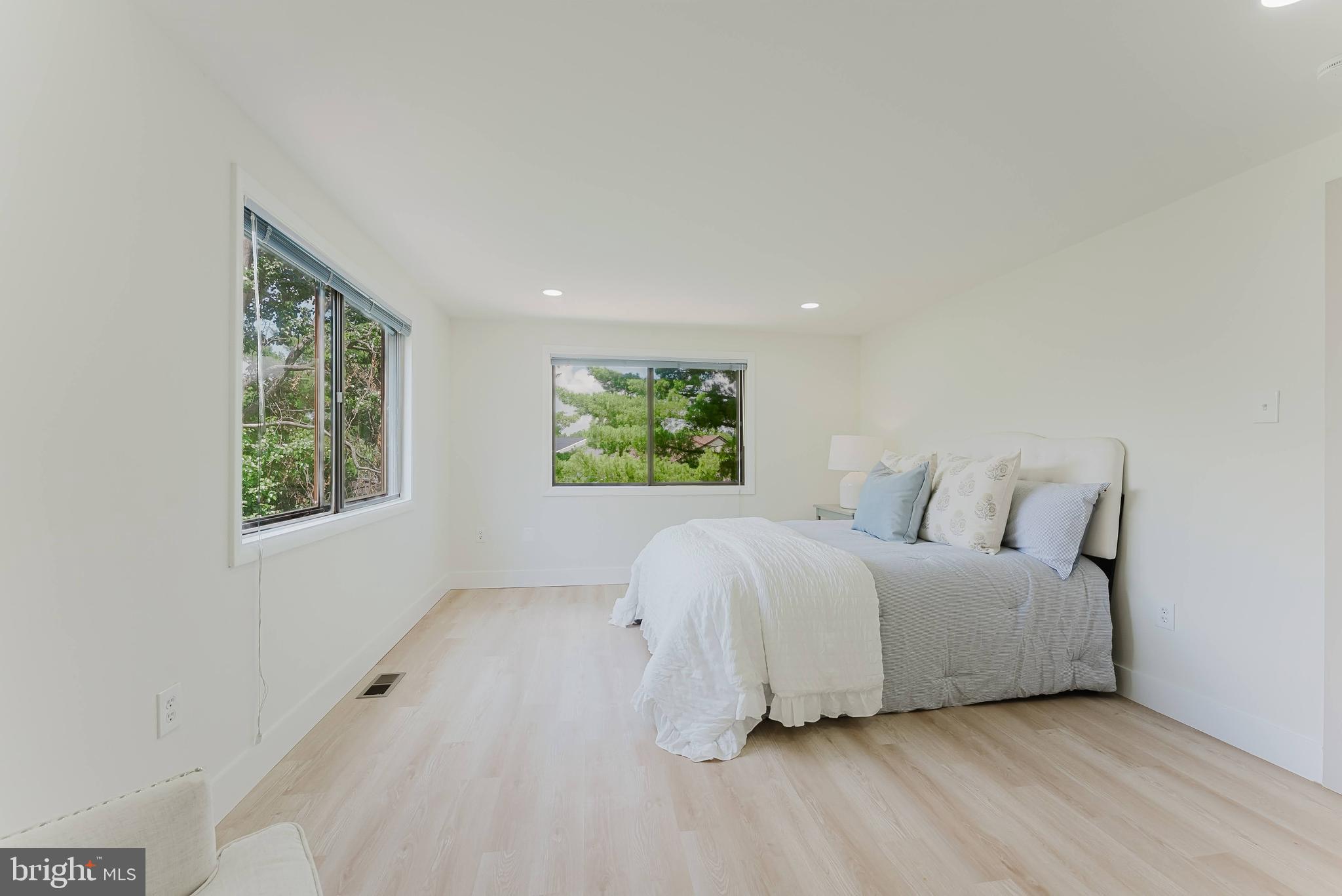 SUGARLAND RUN - Residential
