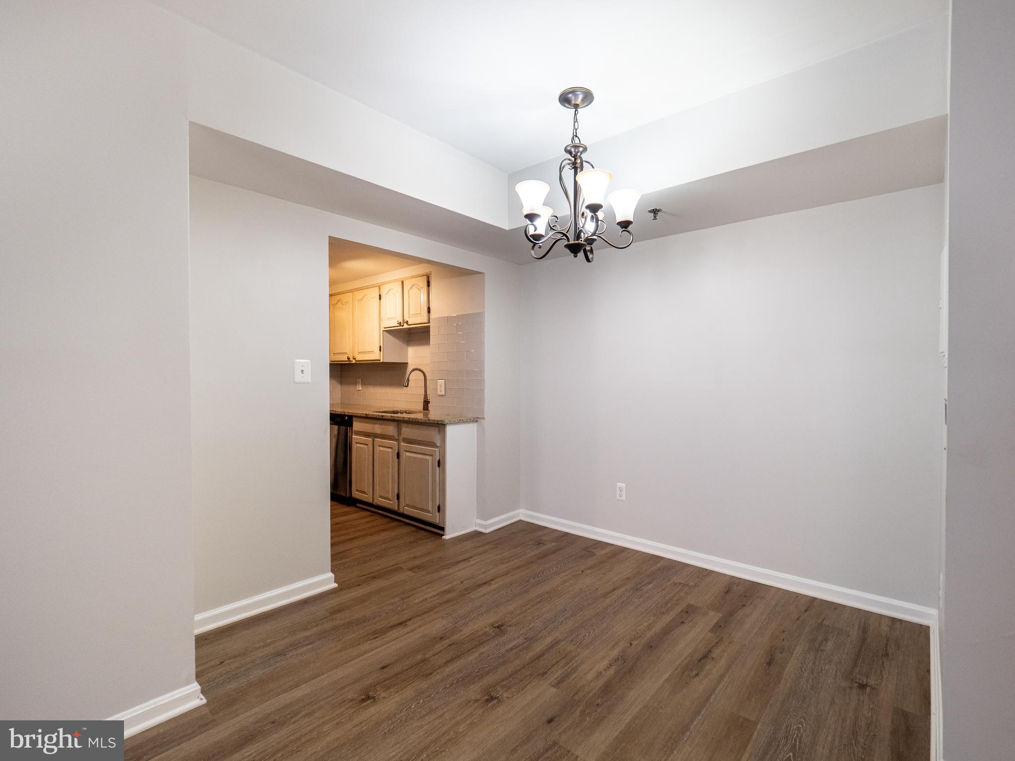 THE CHRISTOPHER - Residential