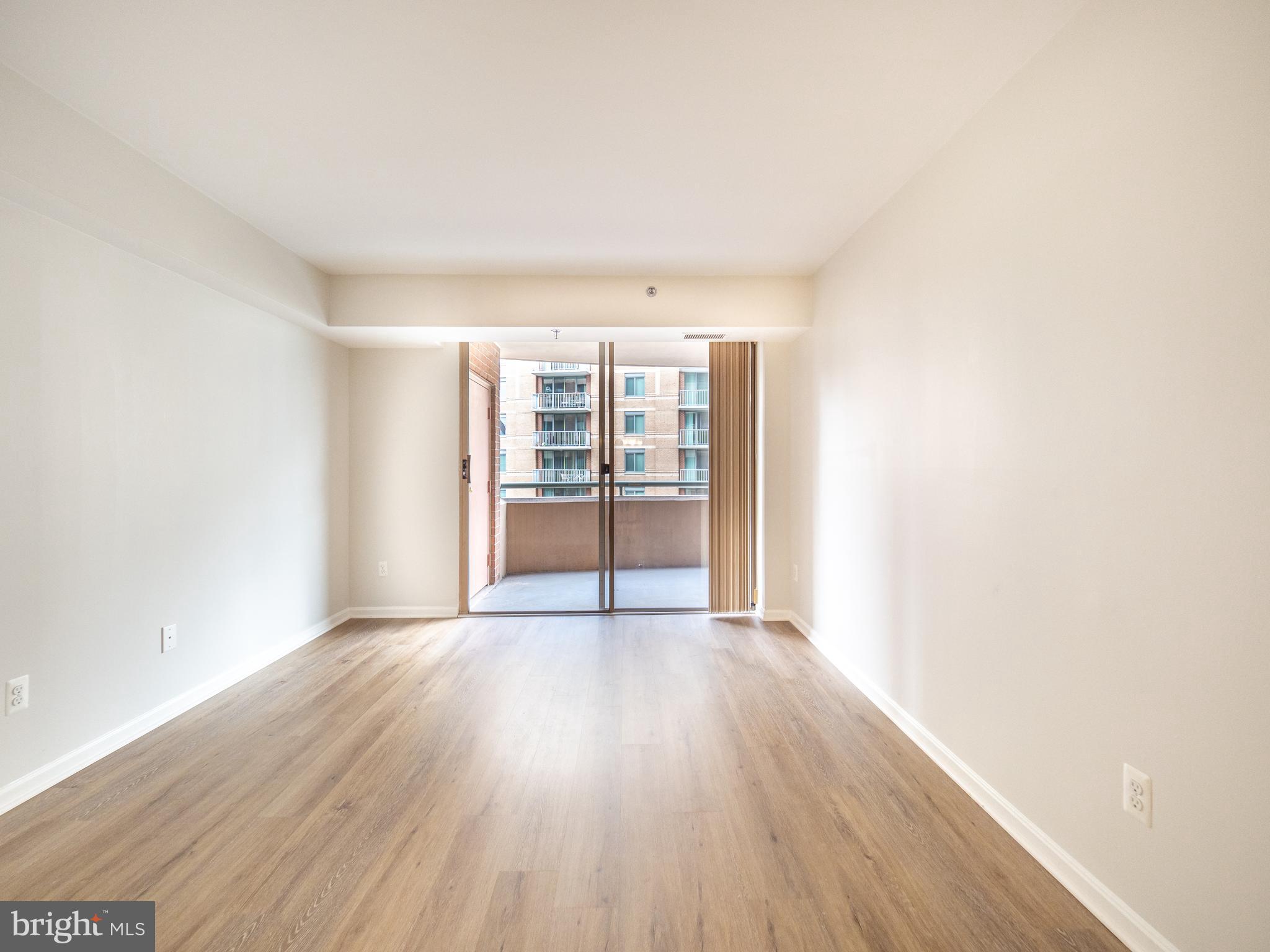 THE CHRISTOPHER - Residential