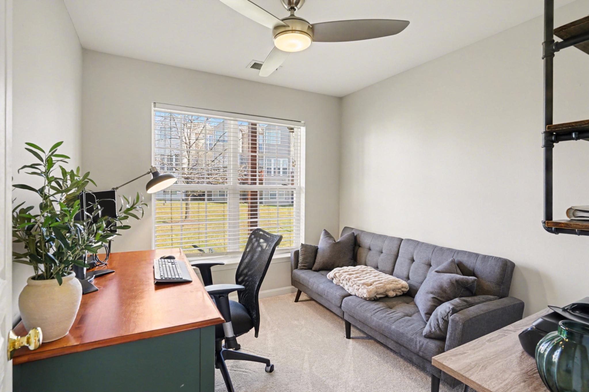 LONGFORD CROSSING - Residential