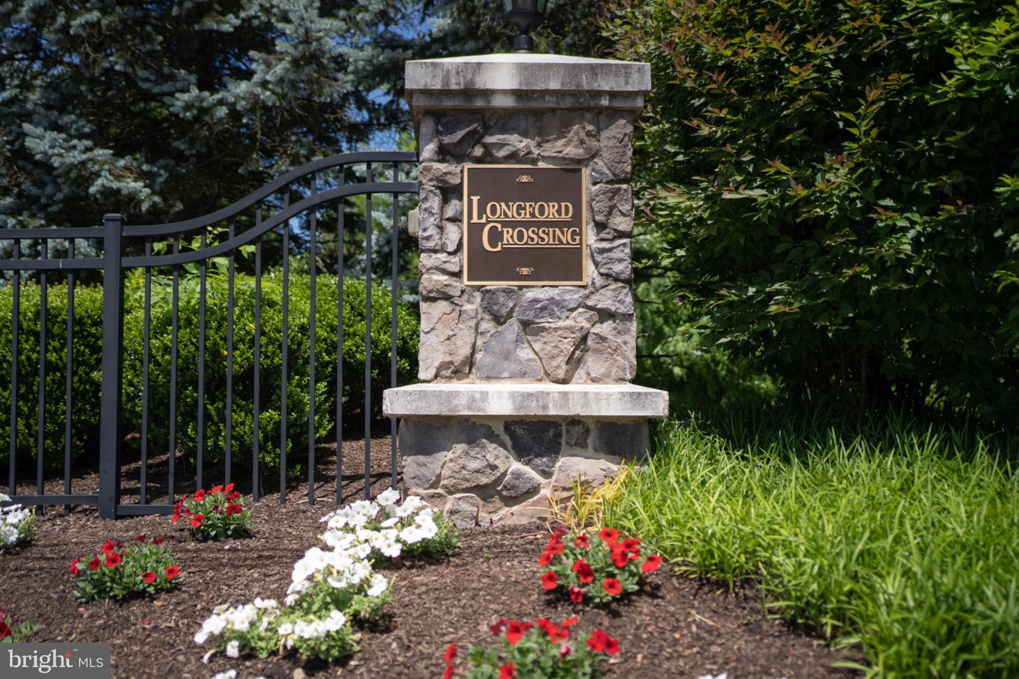 LONGFORD CROSSING - Residential