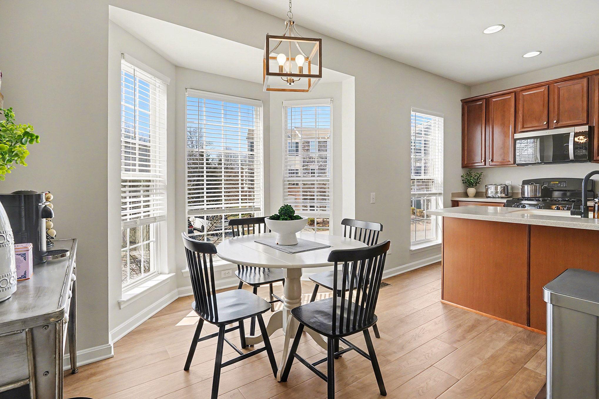 LONGFORD CROSSING - Residential