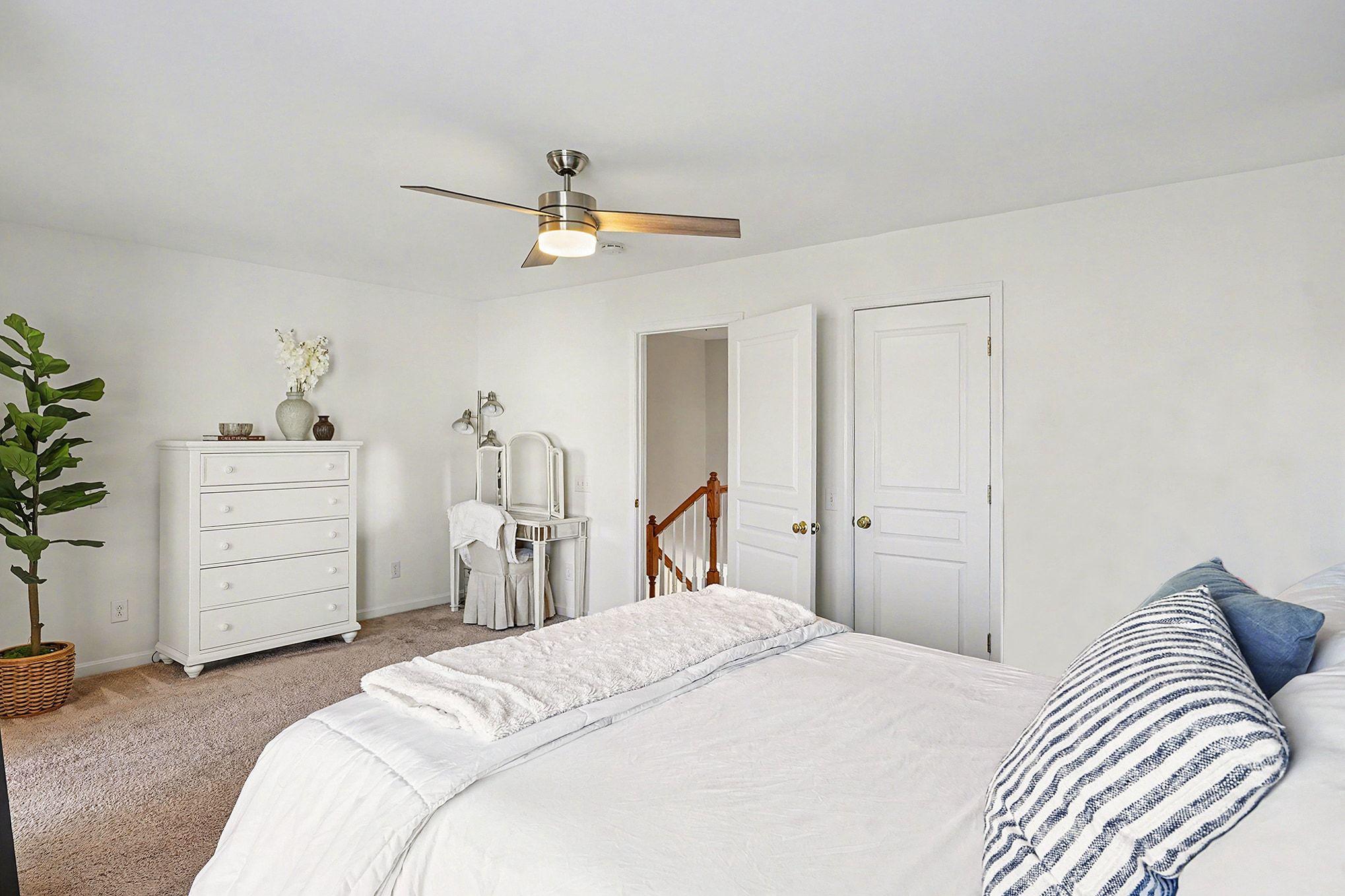 LONGFORD CROSSING - Residential