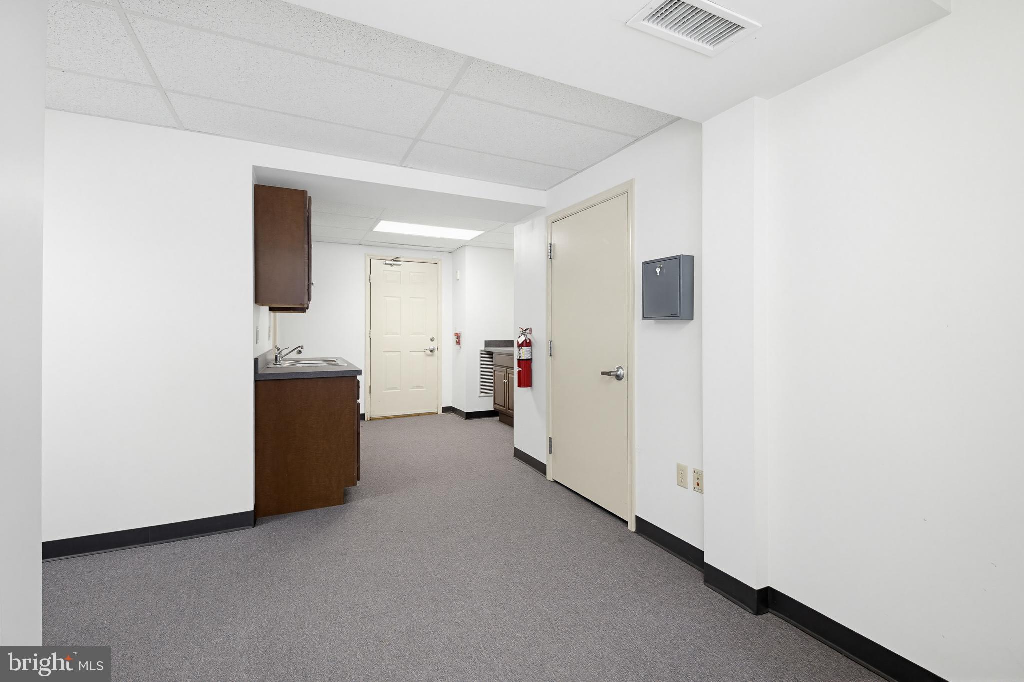 CENTRAL BUSINESS DISTRICT - Commercial Sale