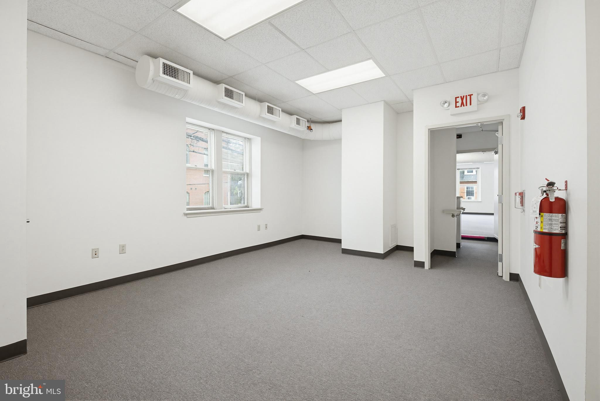 CENTRAL BUSINESS DISTRICT - Commercial Sale