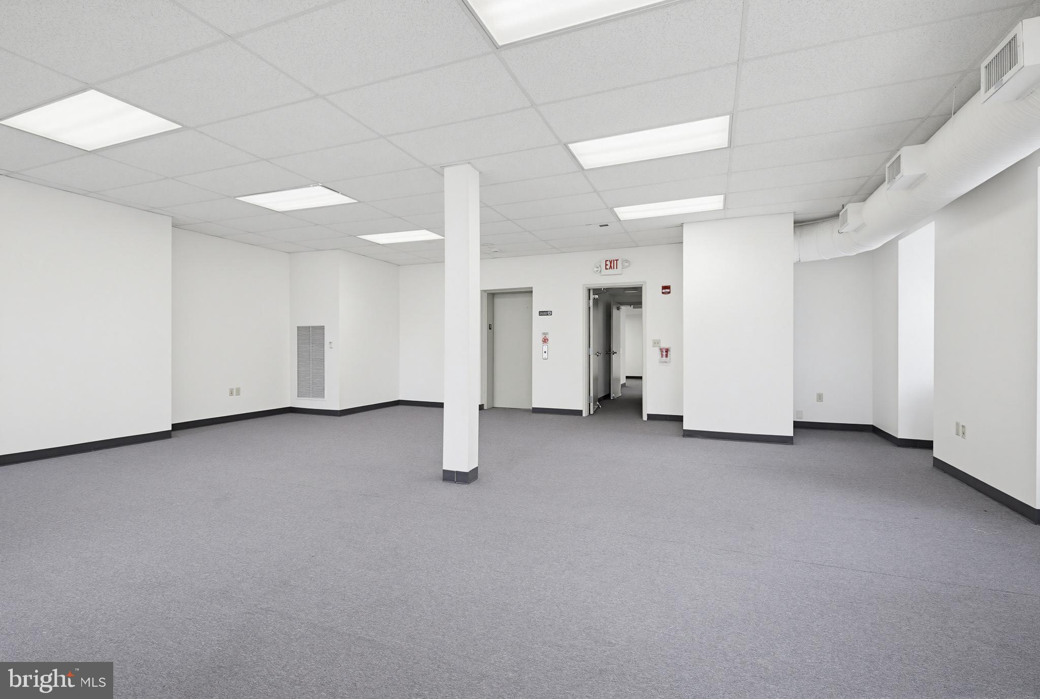 CENTRAL BUSINESS DISTRICT - Commercial Sale