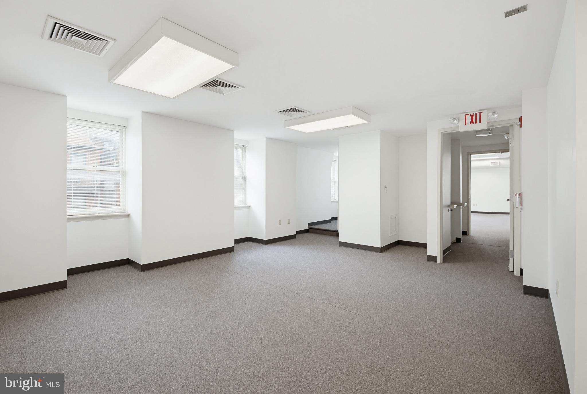 CENTRAL BUSINESS DISTRICT - Commercial Sale