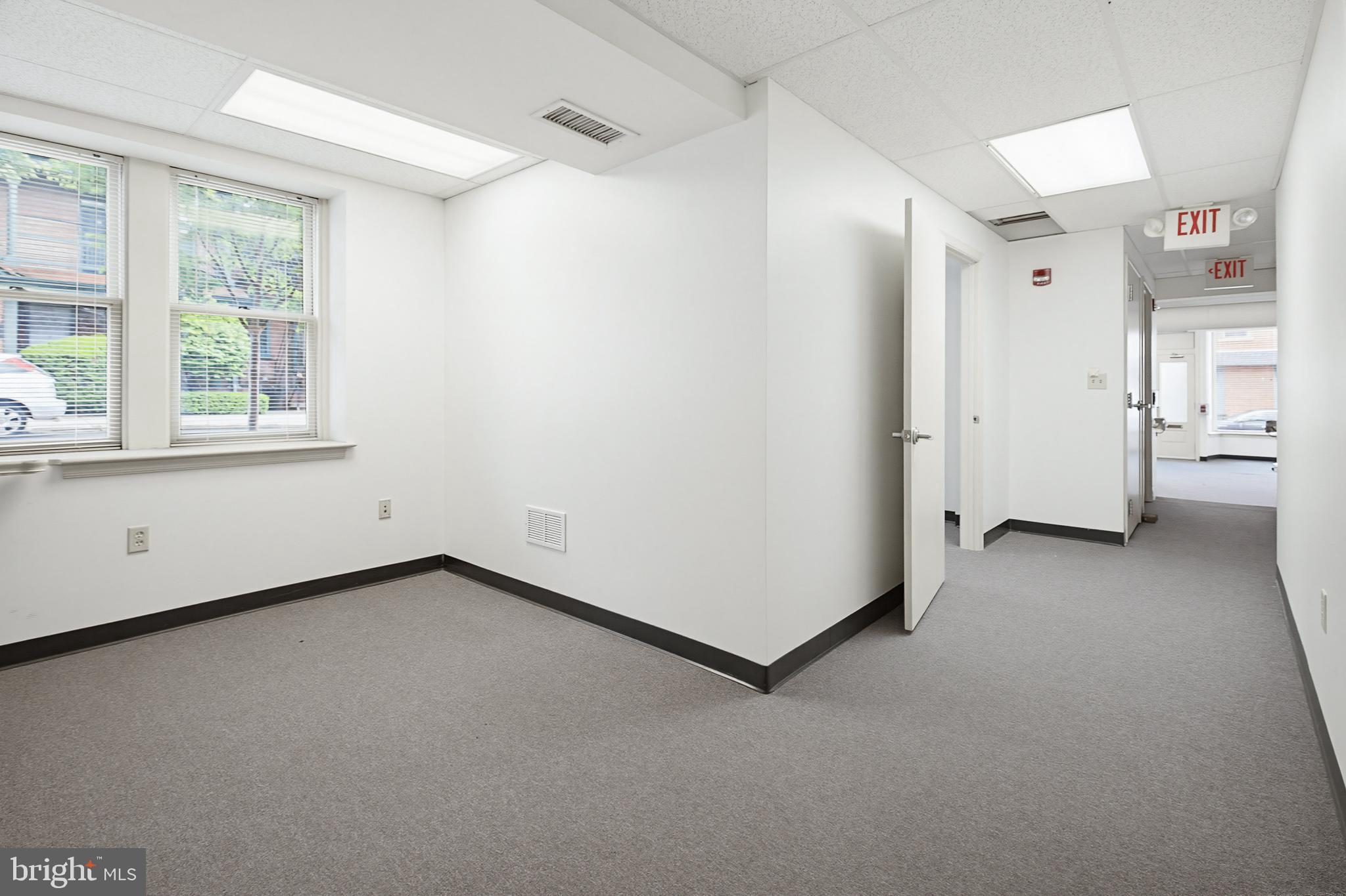 CENTRAL BUSINESS DISTRICT - Commercial Sale