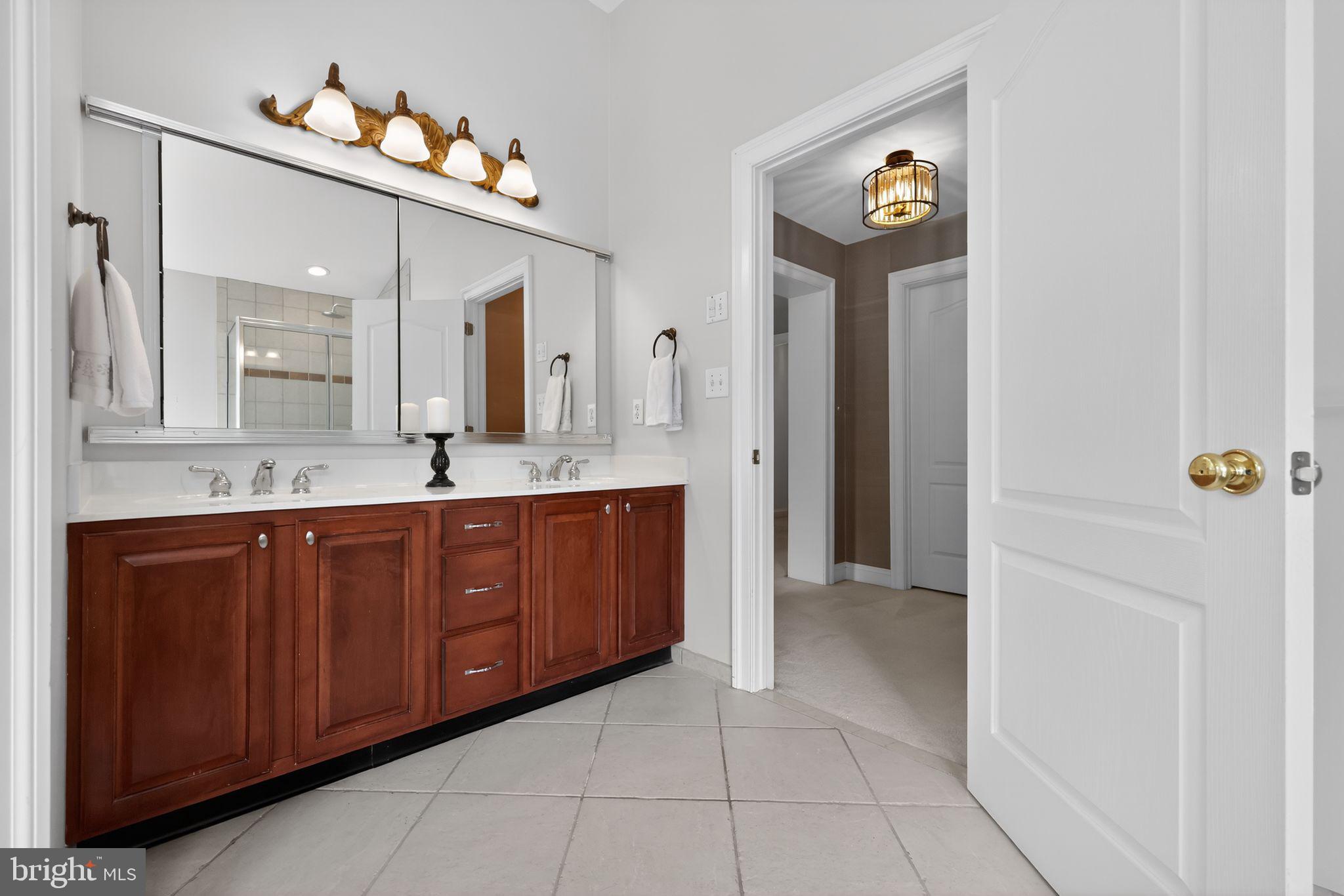NOTTING HILL CHASE - Residential