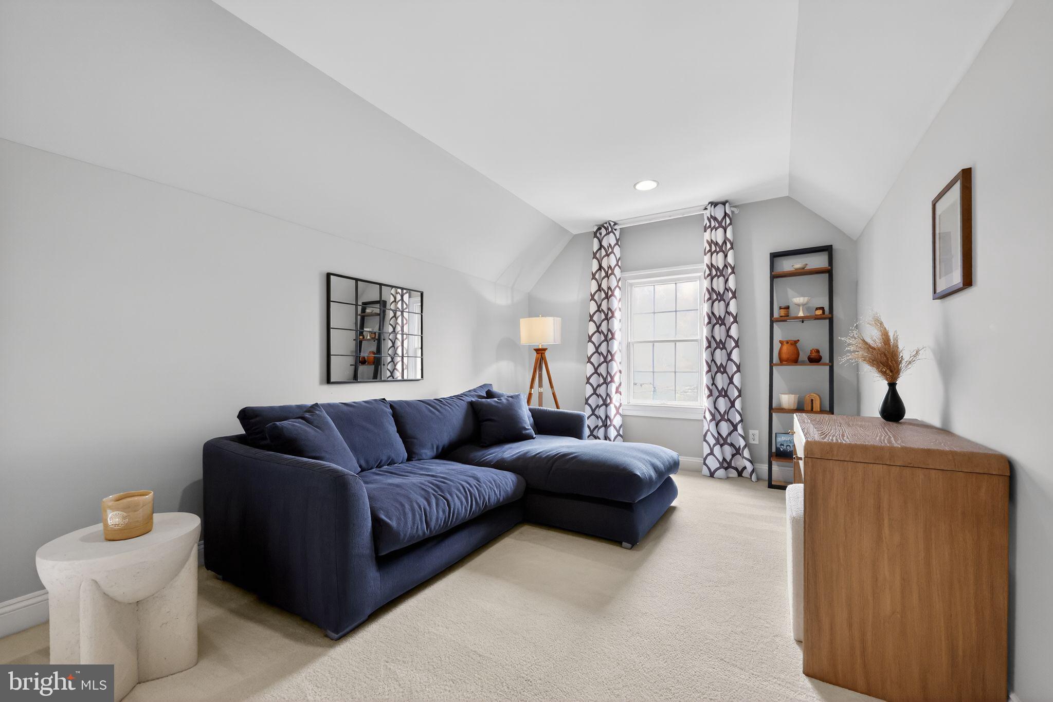 NOTTING HILL CHASE - Residential
