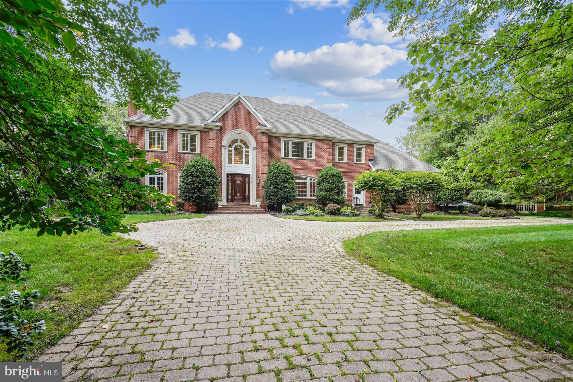 CHEQUERS - Residential