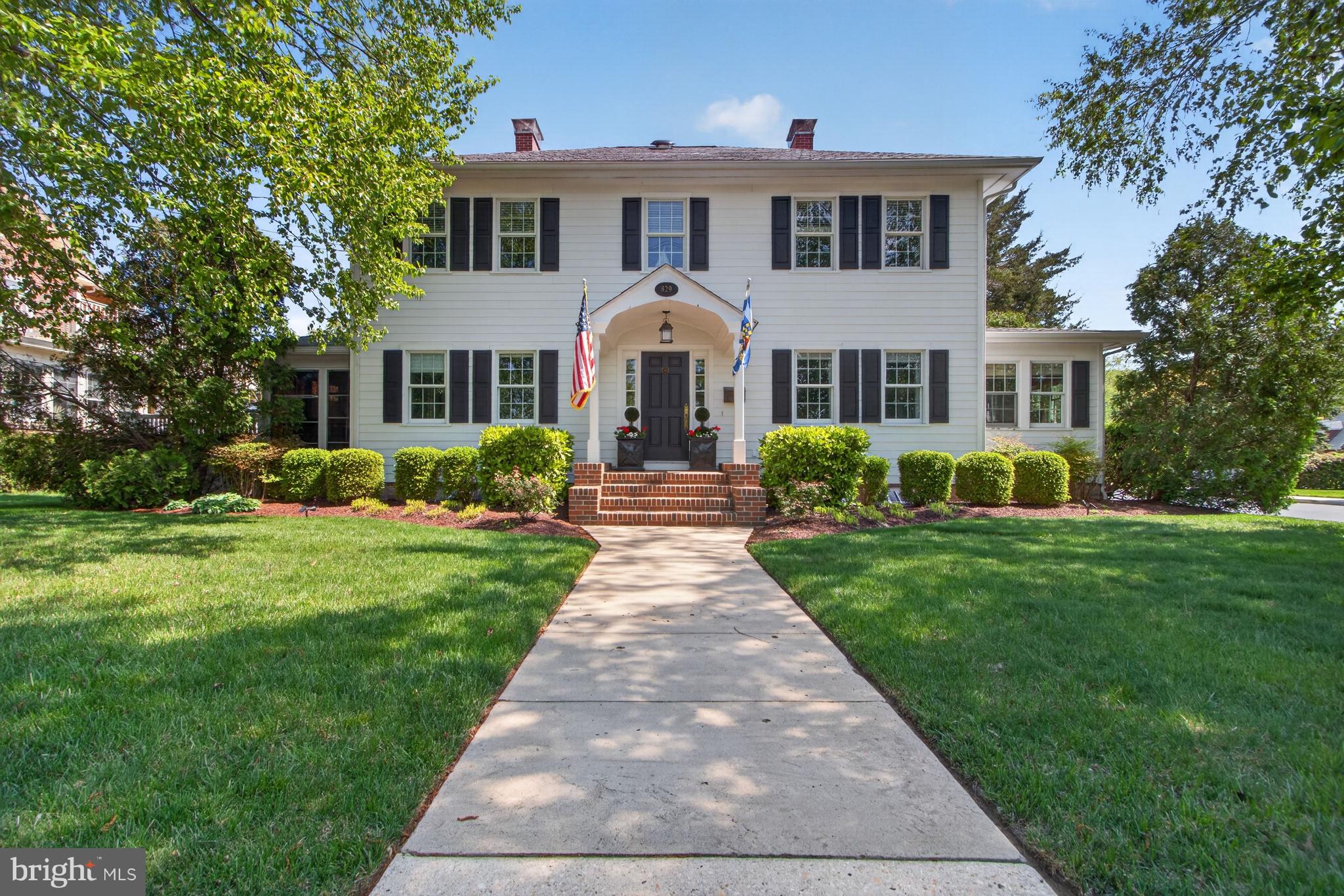 DEVRIES CIRCLE - Residential