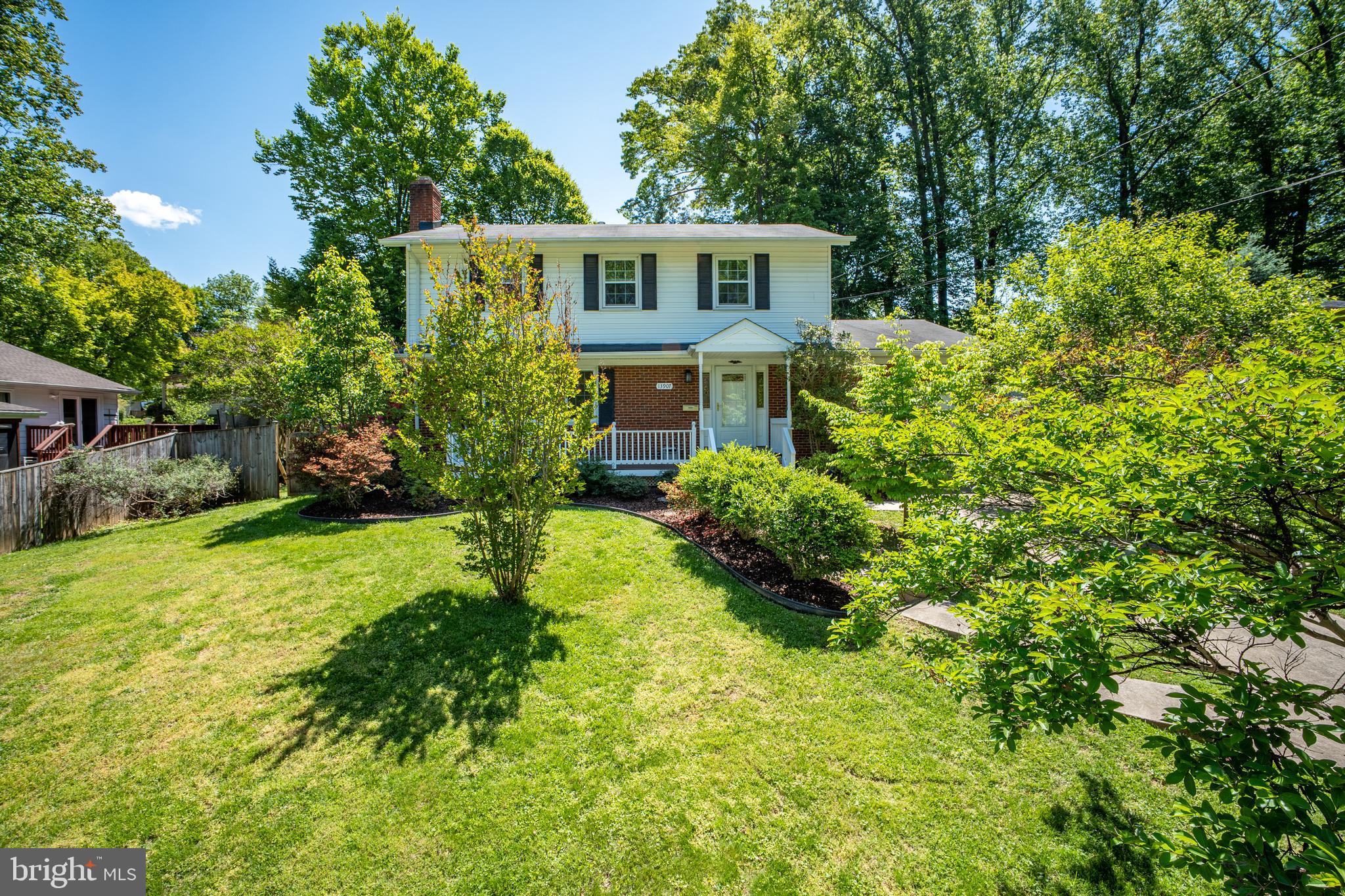 BEL PRE WOODS - Residential