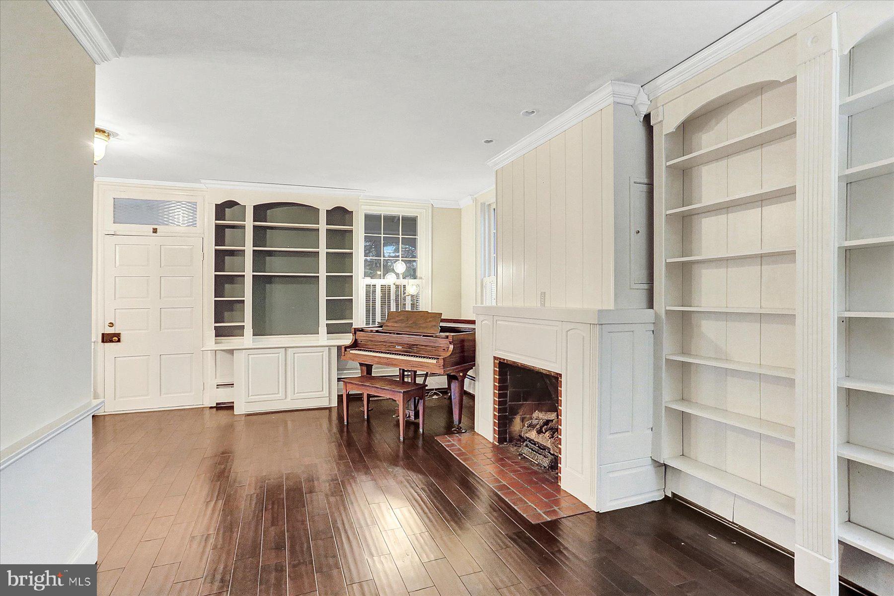 WHITNEY RIDGE - Residential