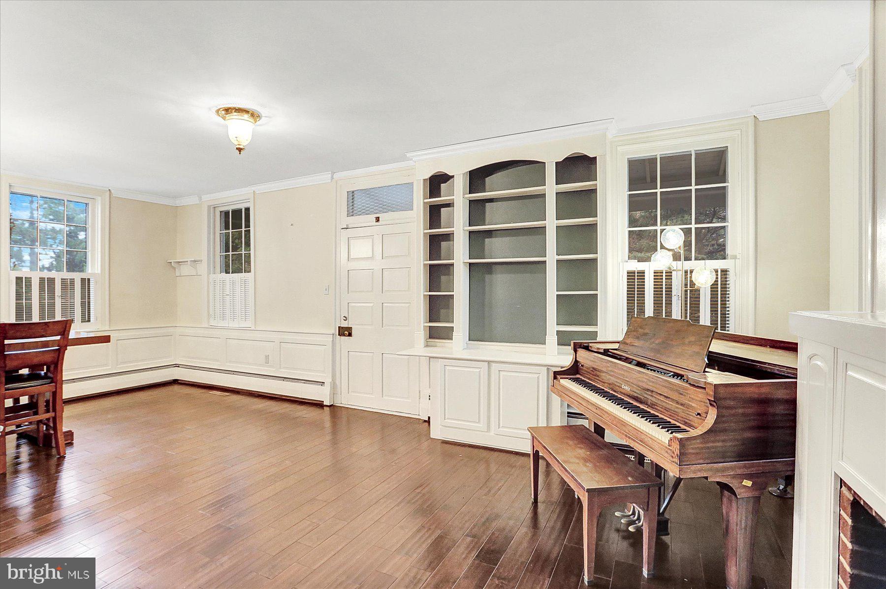 WHITNEY RIDGE - Residential
