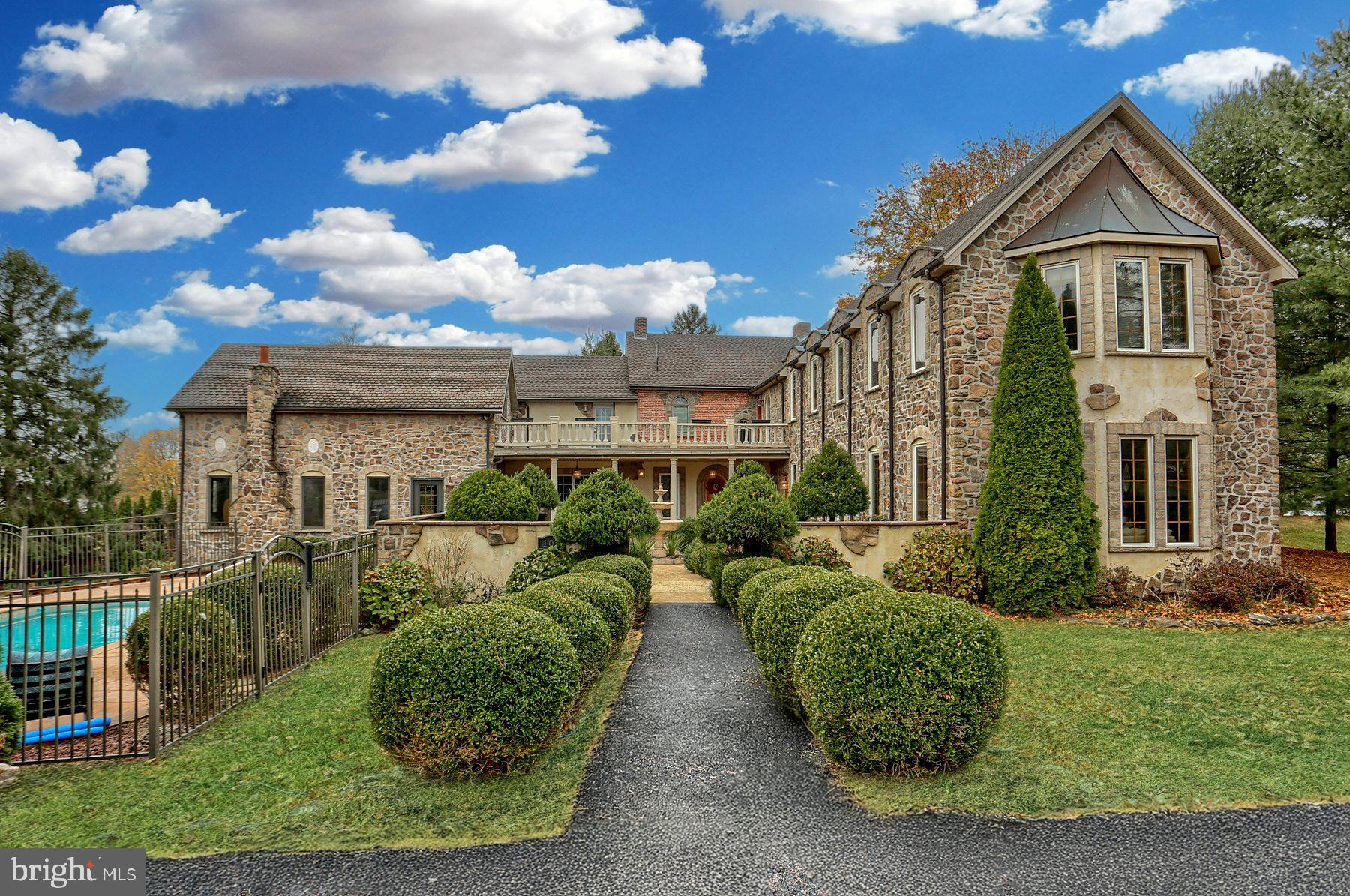 WHITNEY RIDGE - Residential
