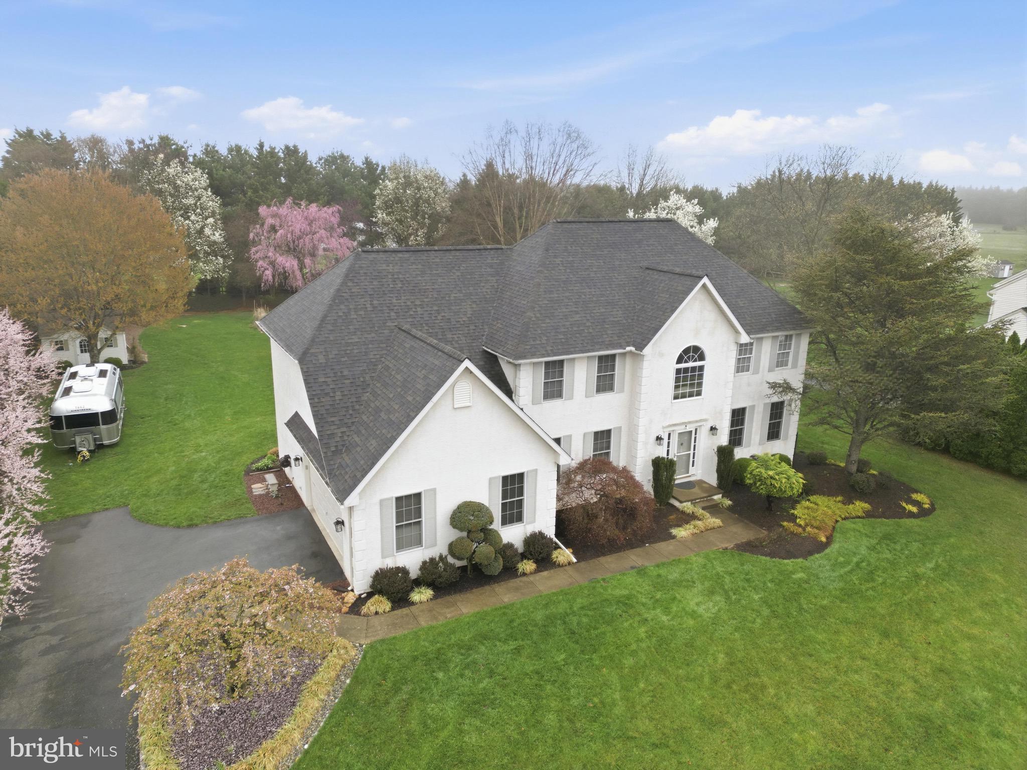 BARBS FARM - Residential