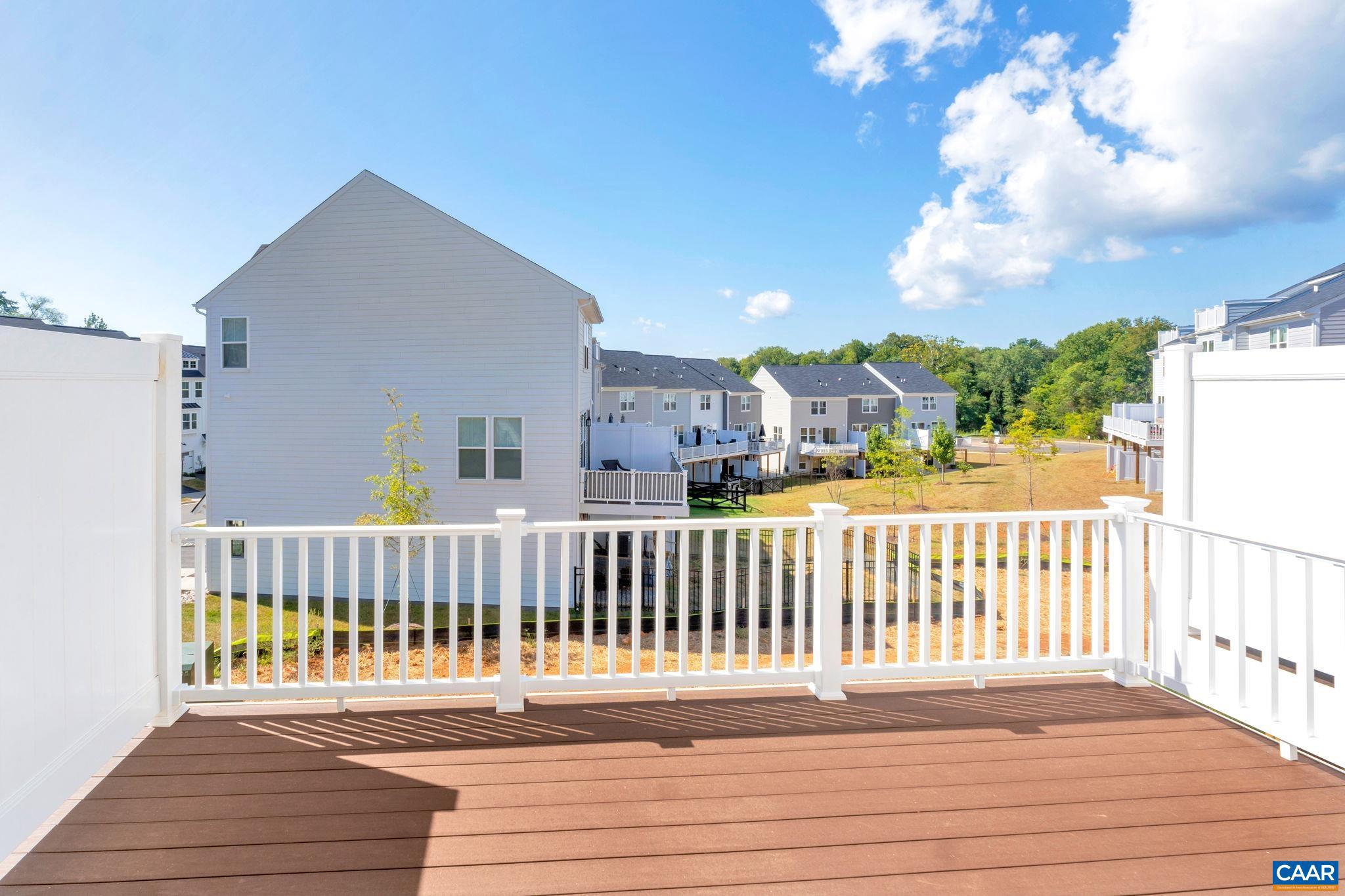 PLEASANT GREEN - Residential
