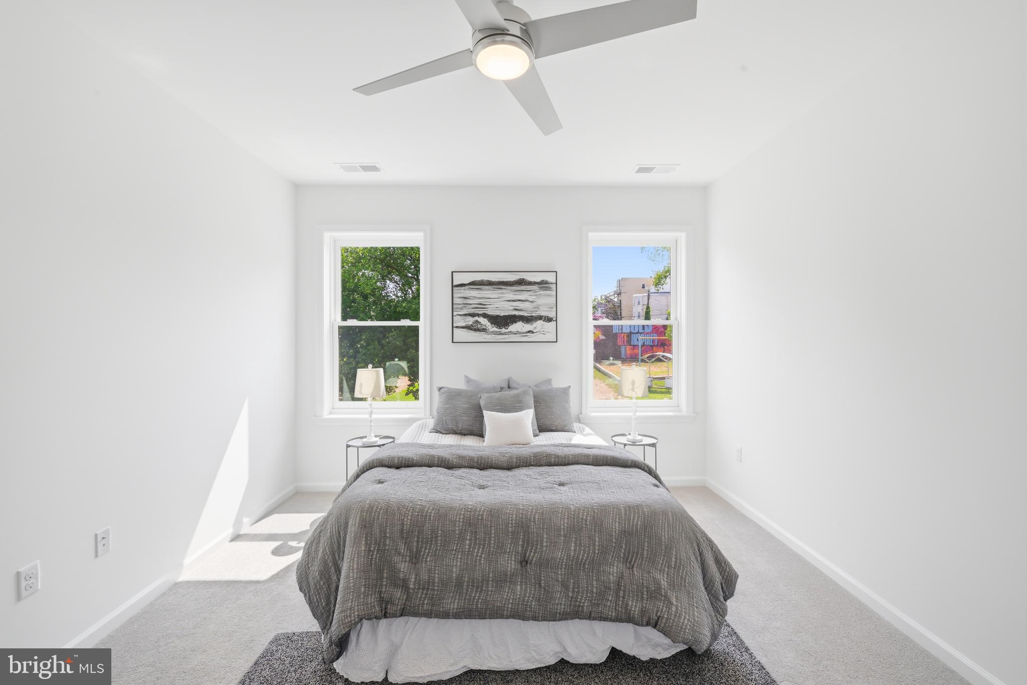 JOHNSTON SQUARE - Residential