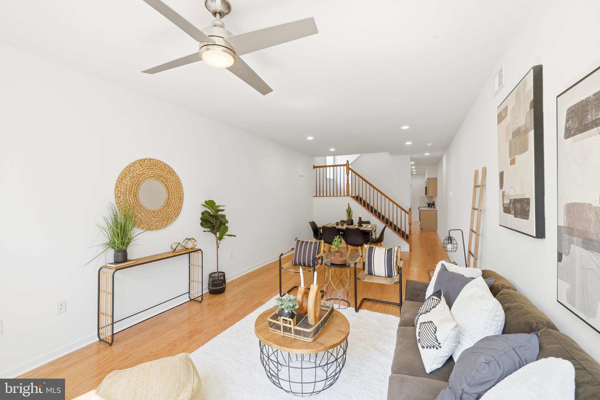 JOHNSTON SQUARE - Residential