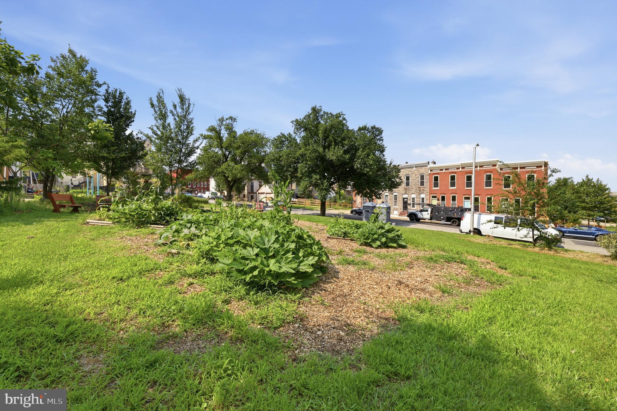 JOHNSTON SQUARE - Residential